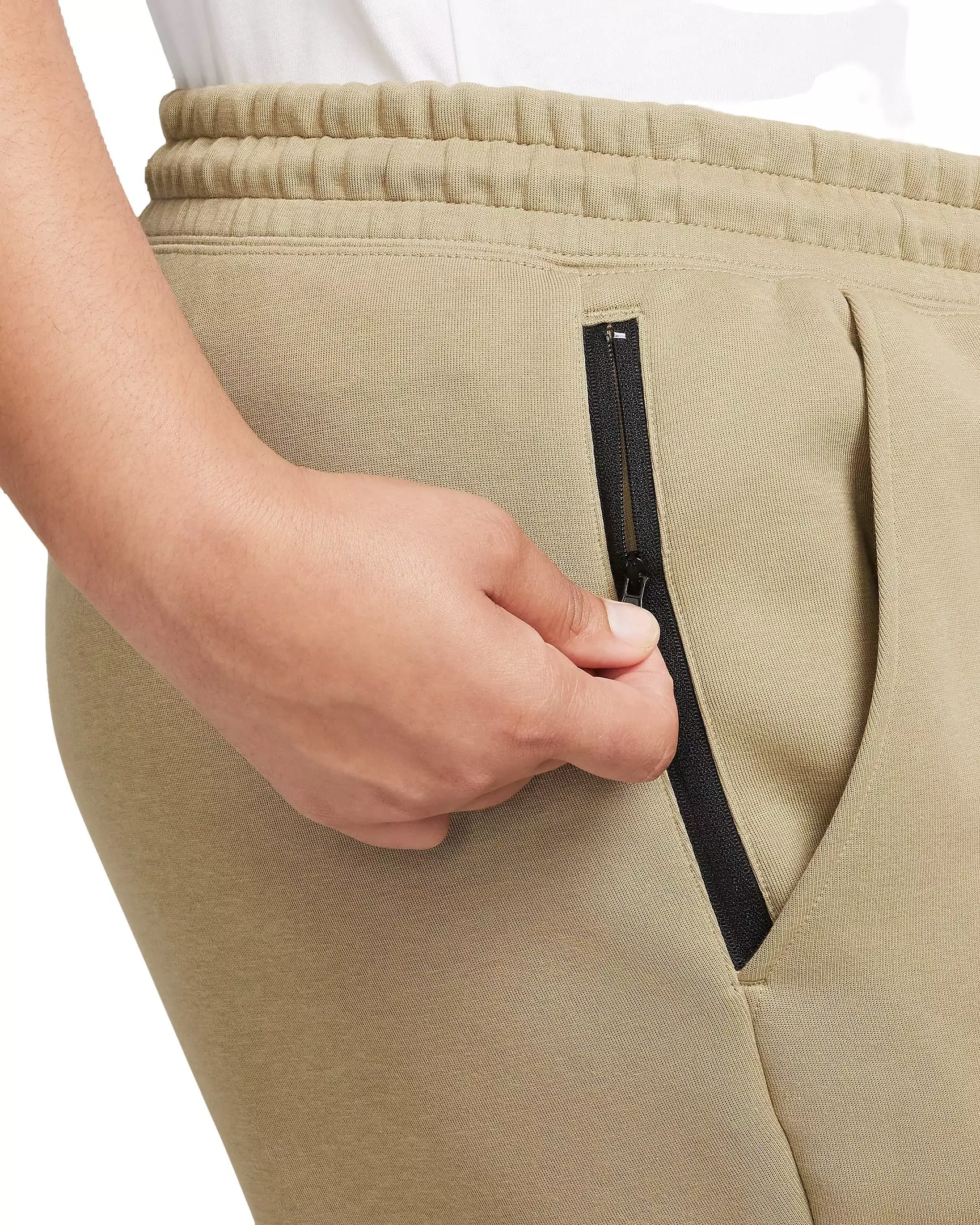 Nike Women's Sportswear Tech Fleece Mid-Rise Joggers - BROWN