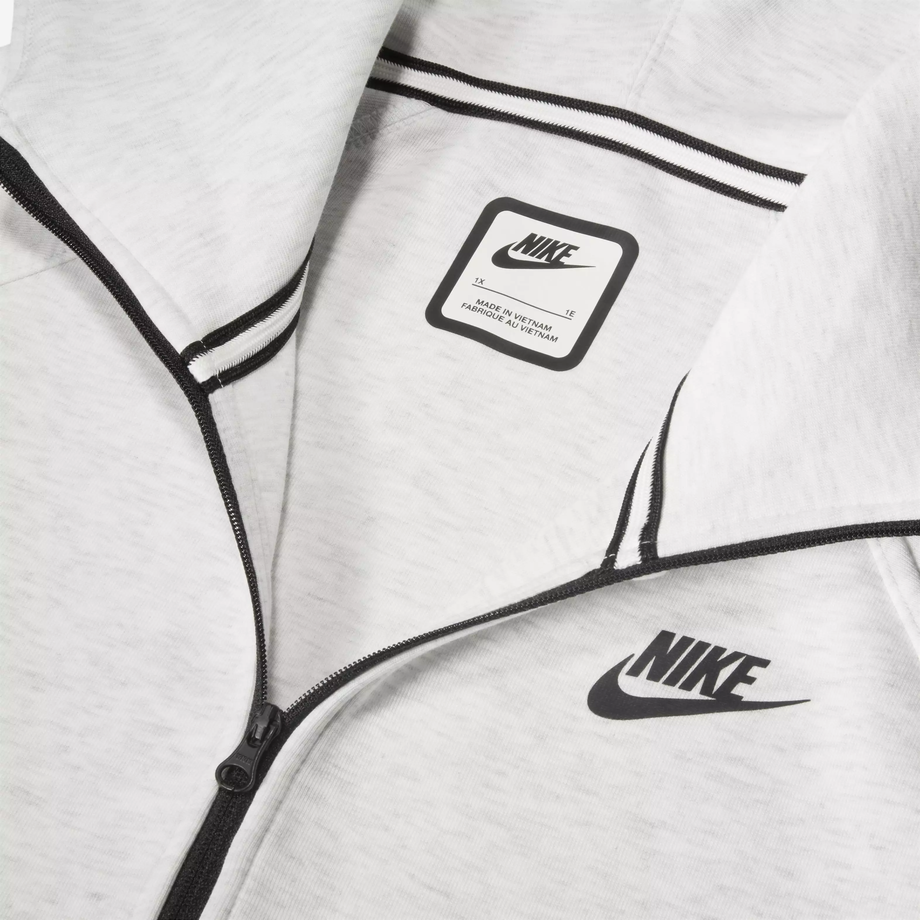 Nike Women's Sportswear Tech Fleece Windrunner Full-Zip Hooded Jacket - GREY