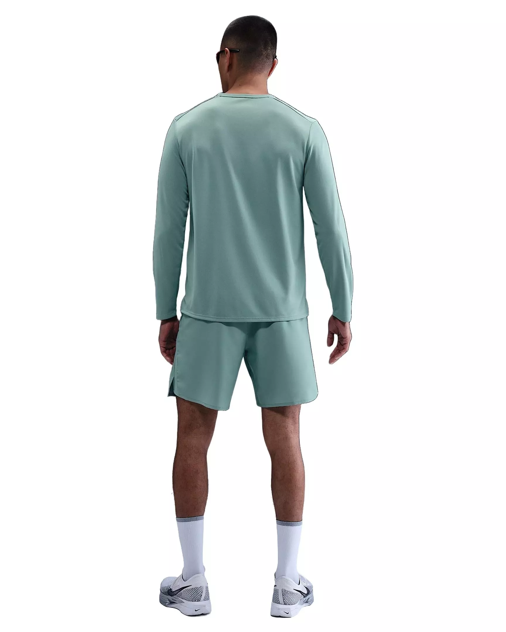 Nike Men's Miler Dri-FIT UV Long-Sleeve Running Top - GREEN