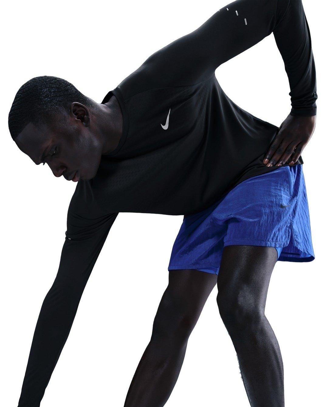 Nike Men's Stride Dri-FIT ADV Long-Sleeve Running Top - BLACK Thumbnail View 3