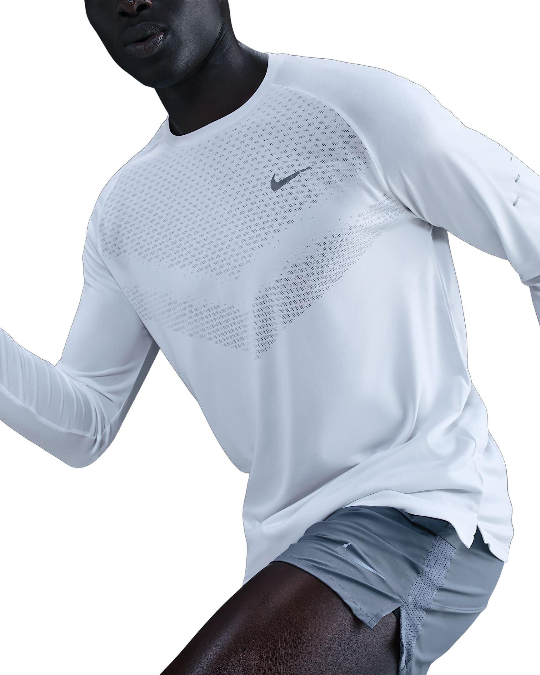 Nike Men's Stride Dri-FIT ADV Long-Sleeve Running Top - WHITE Thumbnail View 3