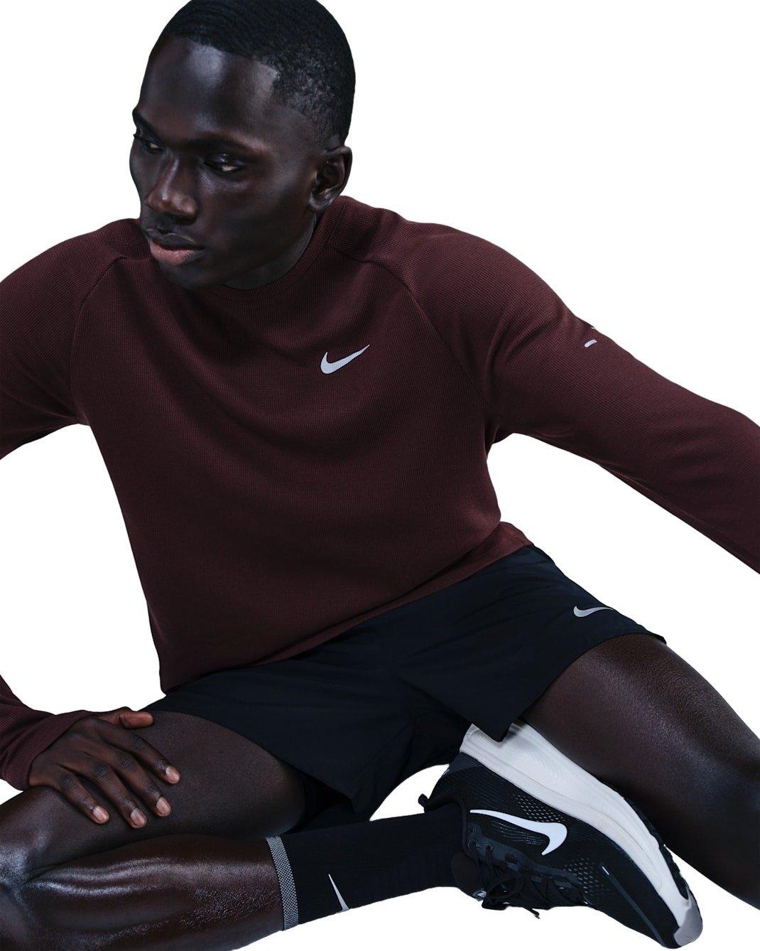 Nike Men's Stride Dri-FIT Running Waffle Crew - BURGUNDY Thumbnail View 3