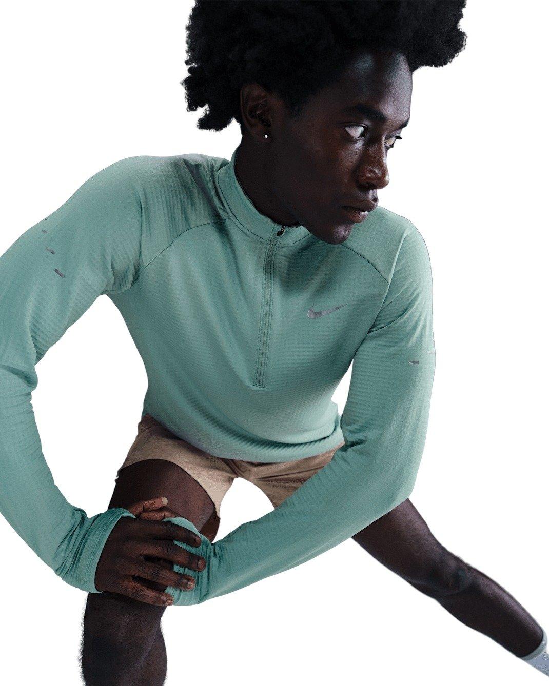 Nike Men's Stride Therma-FIT Repel Winterized 1/2-Zip Running Top - GREEN Thumbnail View 3