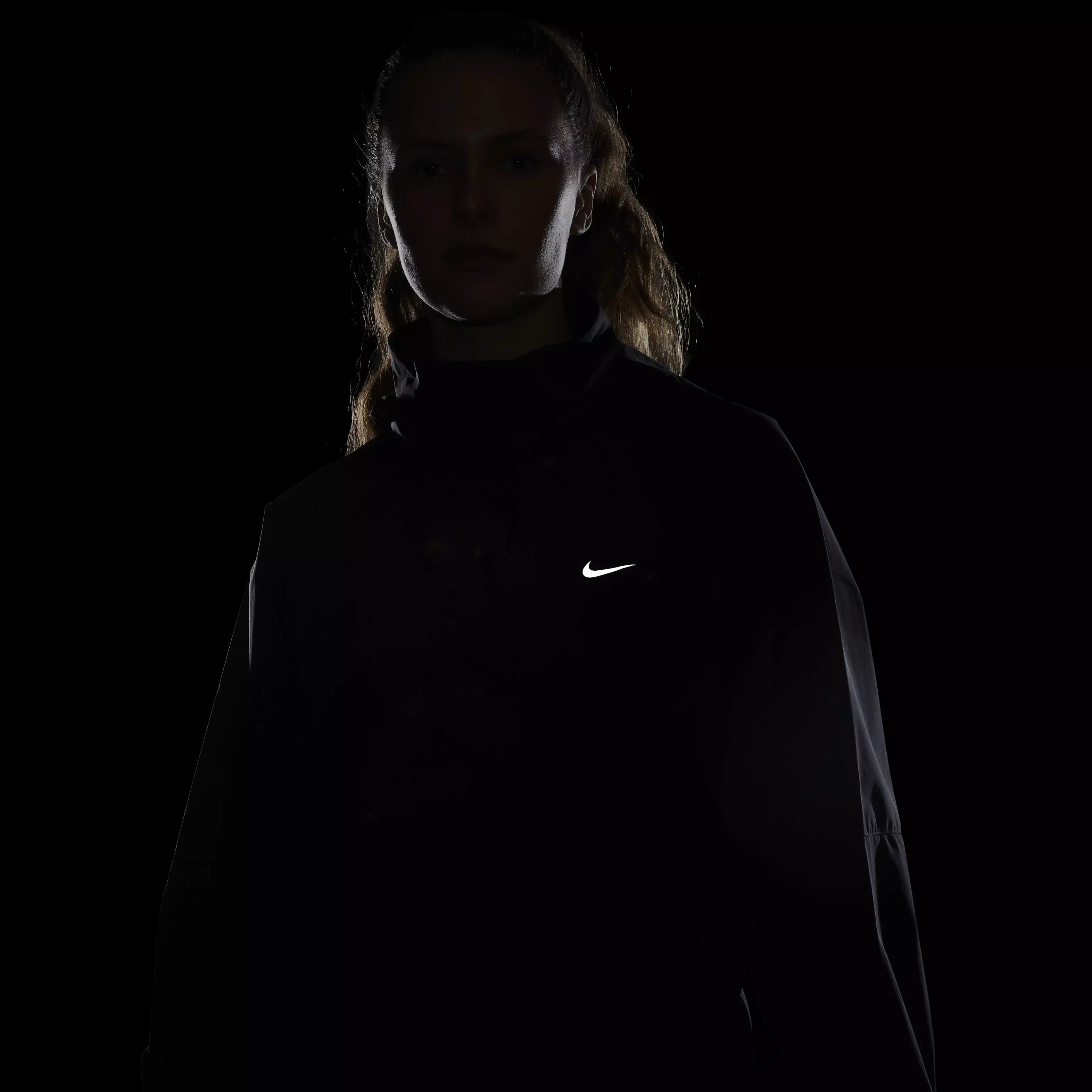 Nike Women's Swift Storm-FIT Jacket - BLACK