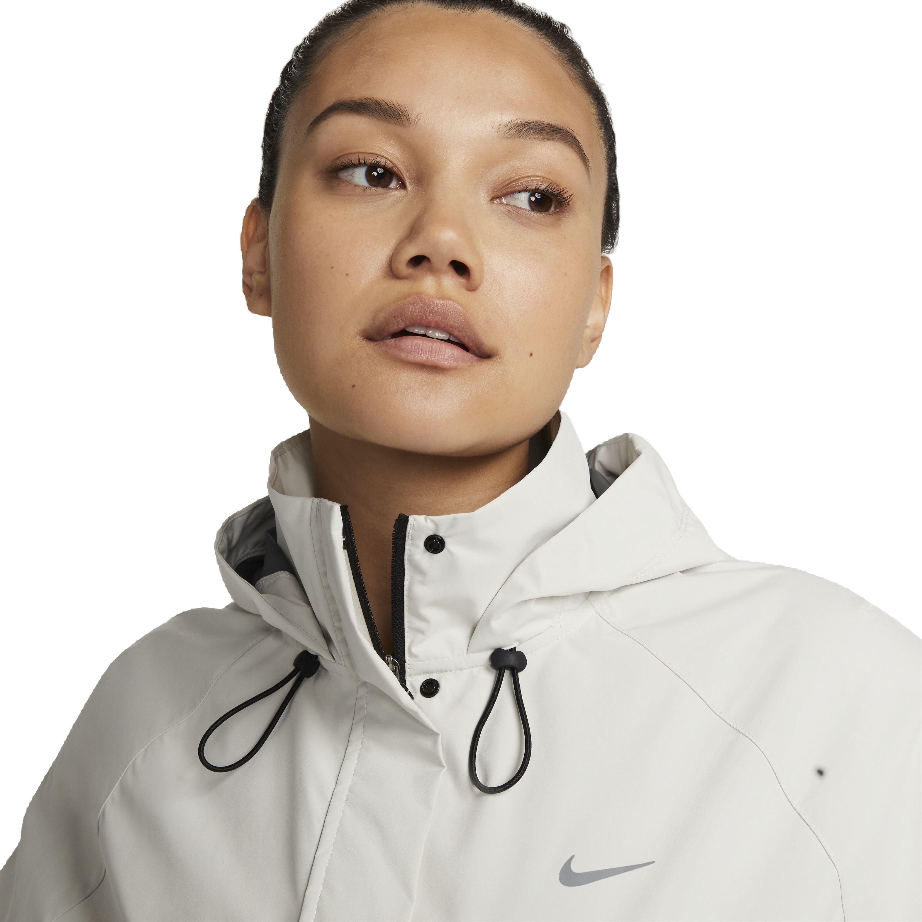 Nike Women's Swift Storm-FIT Jacket - WHITE Thumbnail View 3
