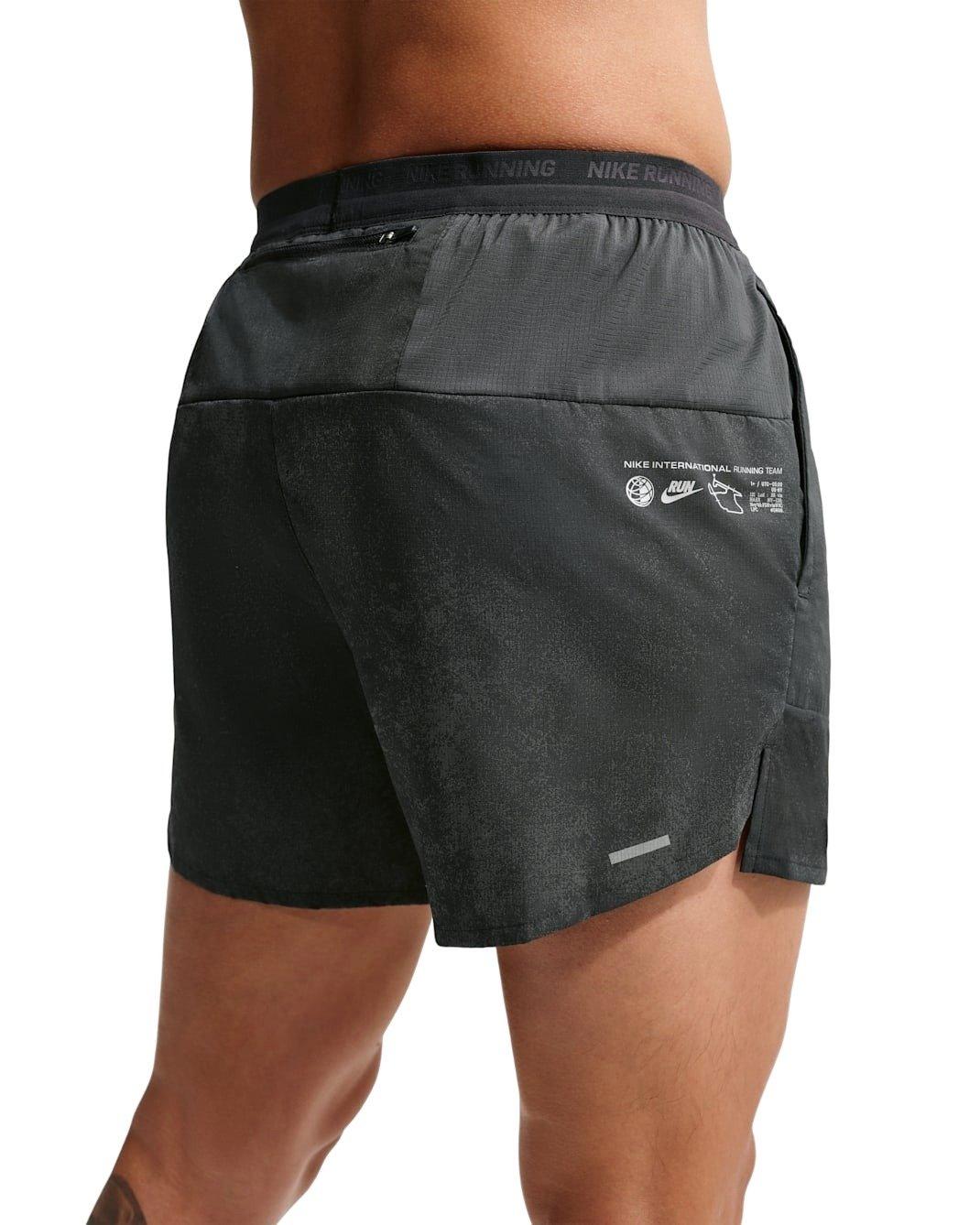 Nike Men's Dri-FIT Stride 5" Brief-Lined Shorts - BLACK Thumbnail View 2