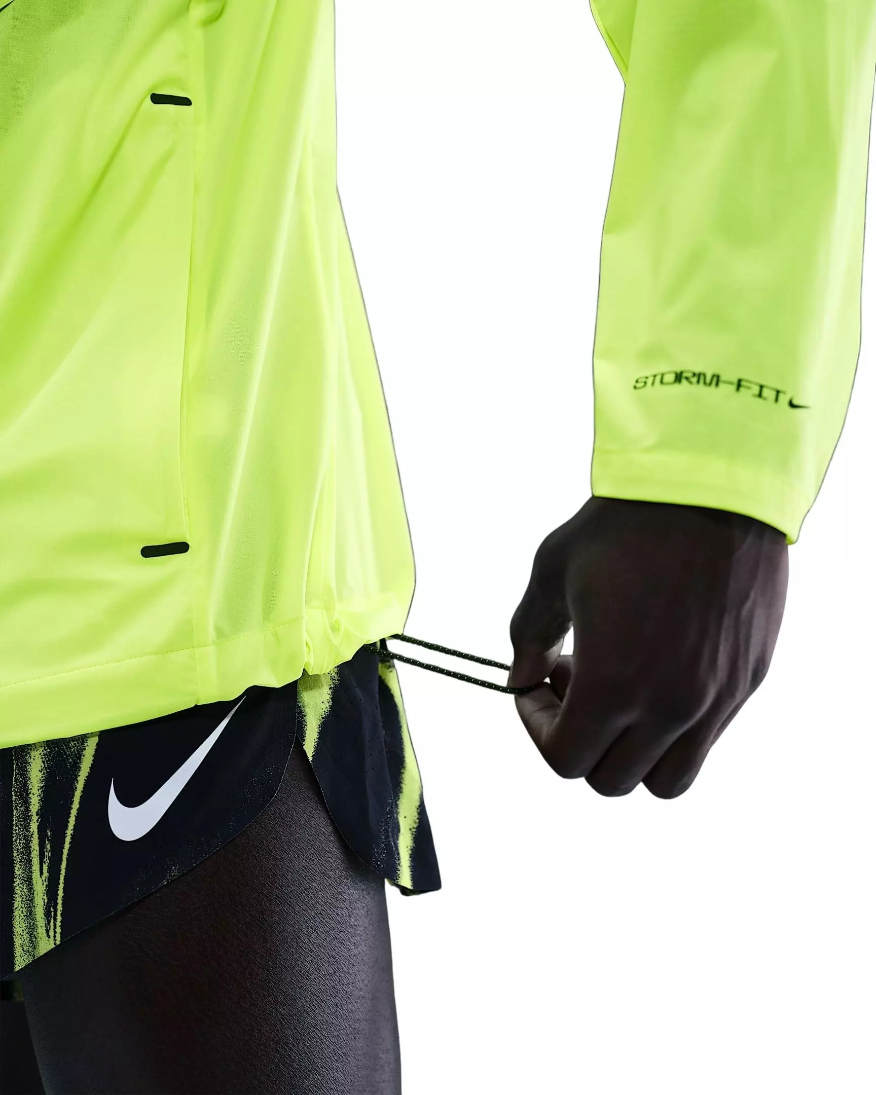 Nike Men's AeroSwift Storm-FIT Aerogami Running Jacket - YELLOW