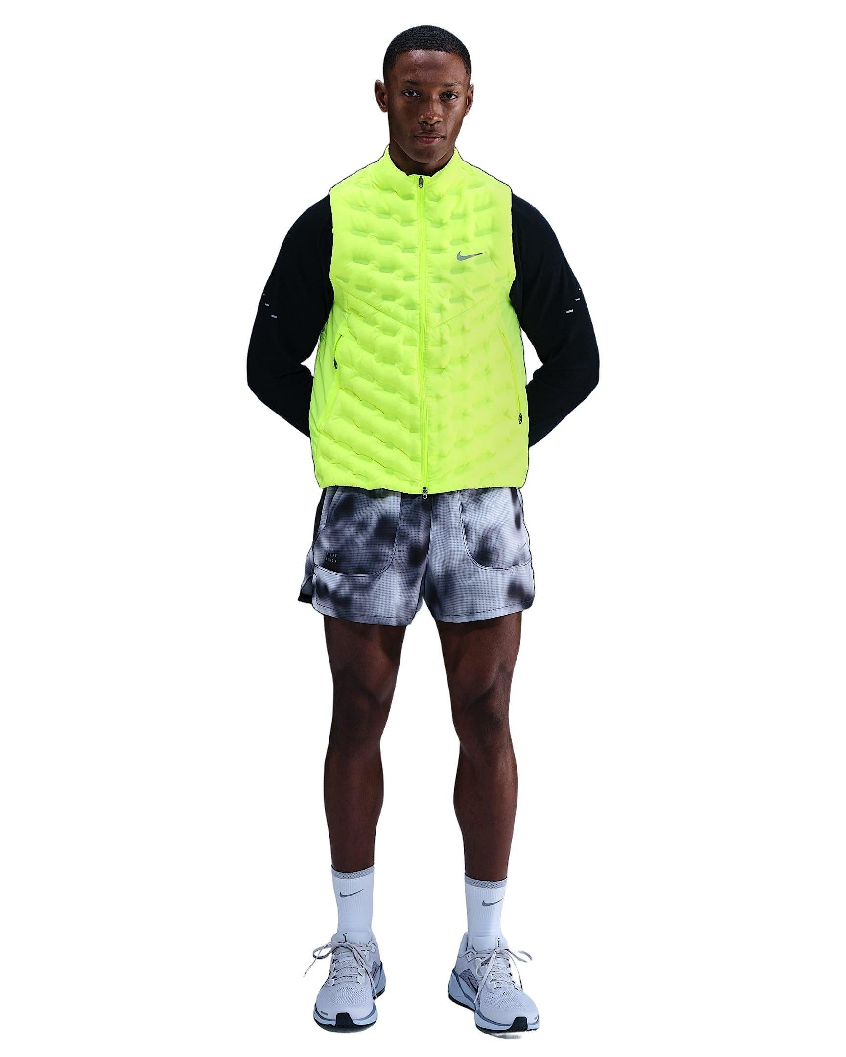 Nike Men's Therma-FIT ADV Repel AeroLoft Down Running Vest -Volt - VOLT Thumbnail View 4