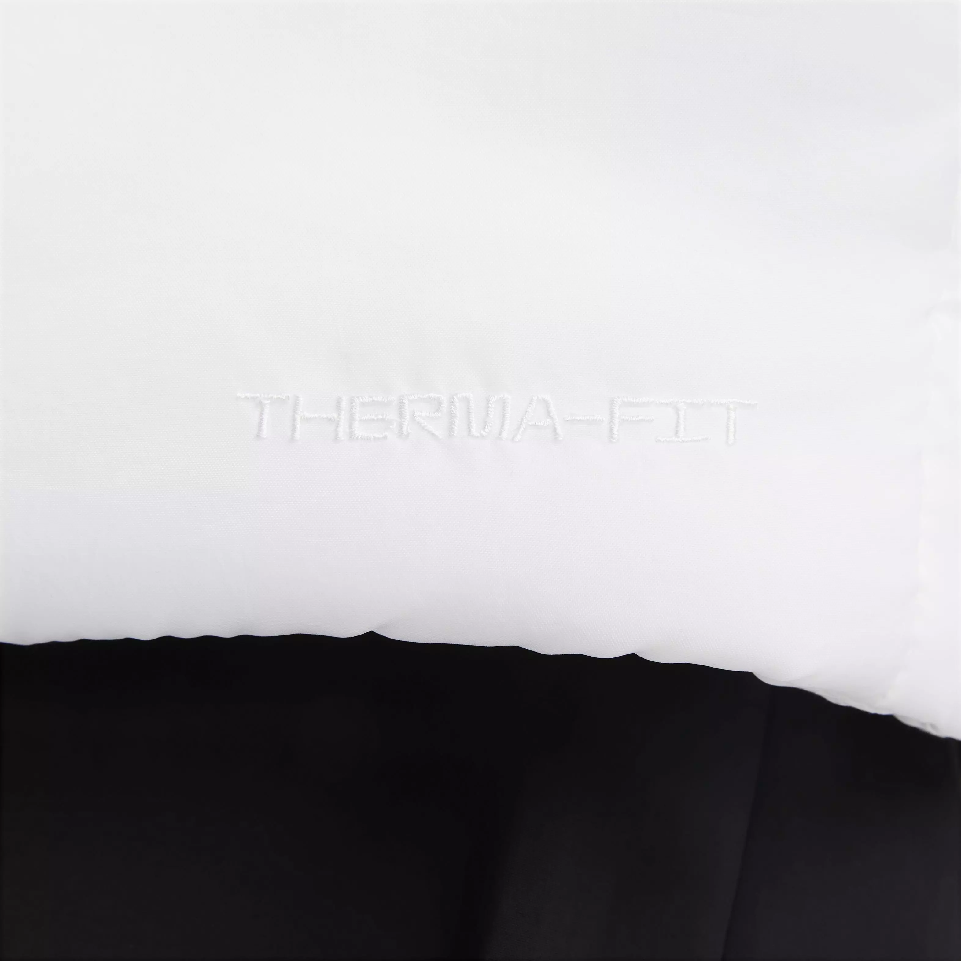 Nike Women's Sportswear Therma-FIT Classic Vest - WHITE