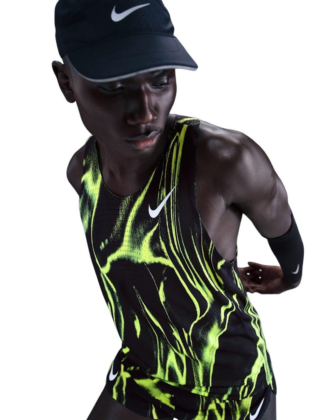 Nike Men's AeroSwift Dri-FIT ADV Running Singlet - VOLT Thumbnail View 3