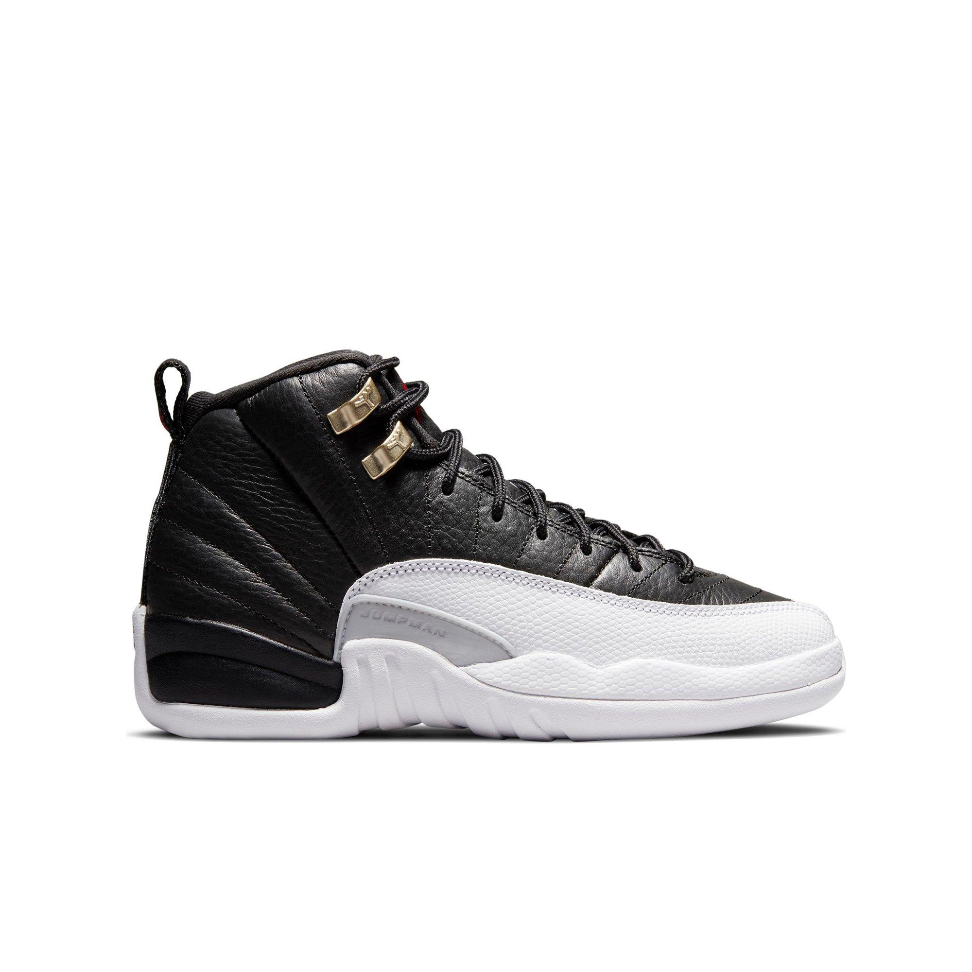 black jordan retro 12 grade school