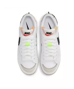Nike Men's Blazer Low '77 Shoes in White