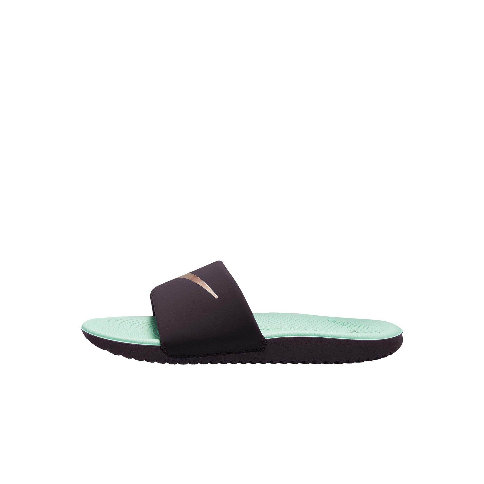 Nike slides at hibbett hot sale sports