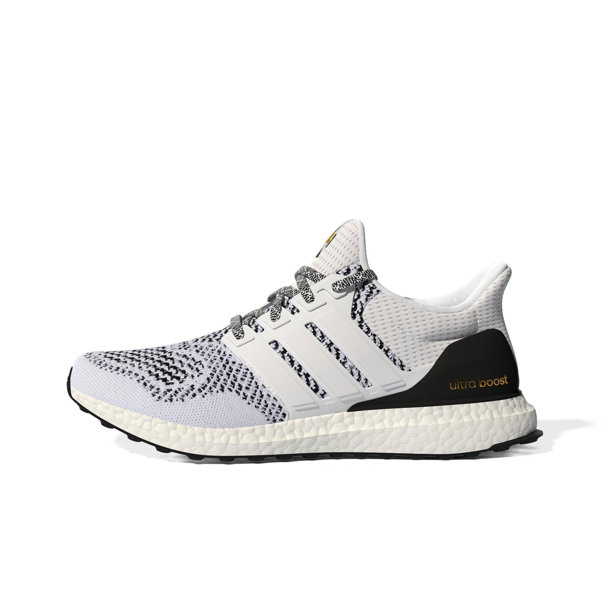 Ultra boost hotsell oreo white