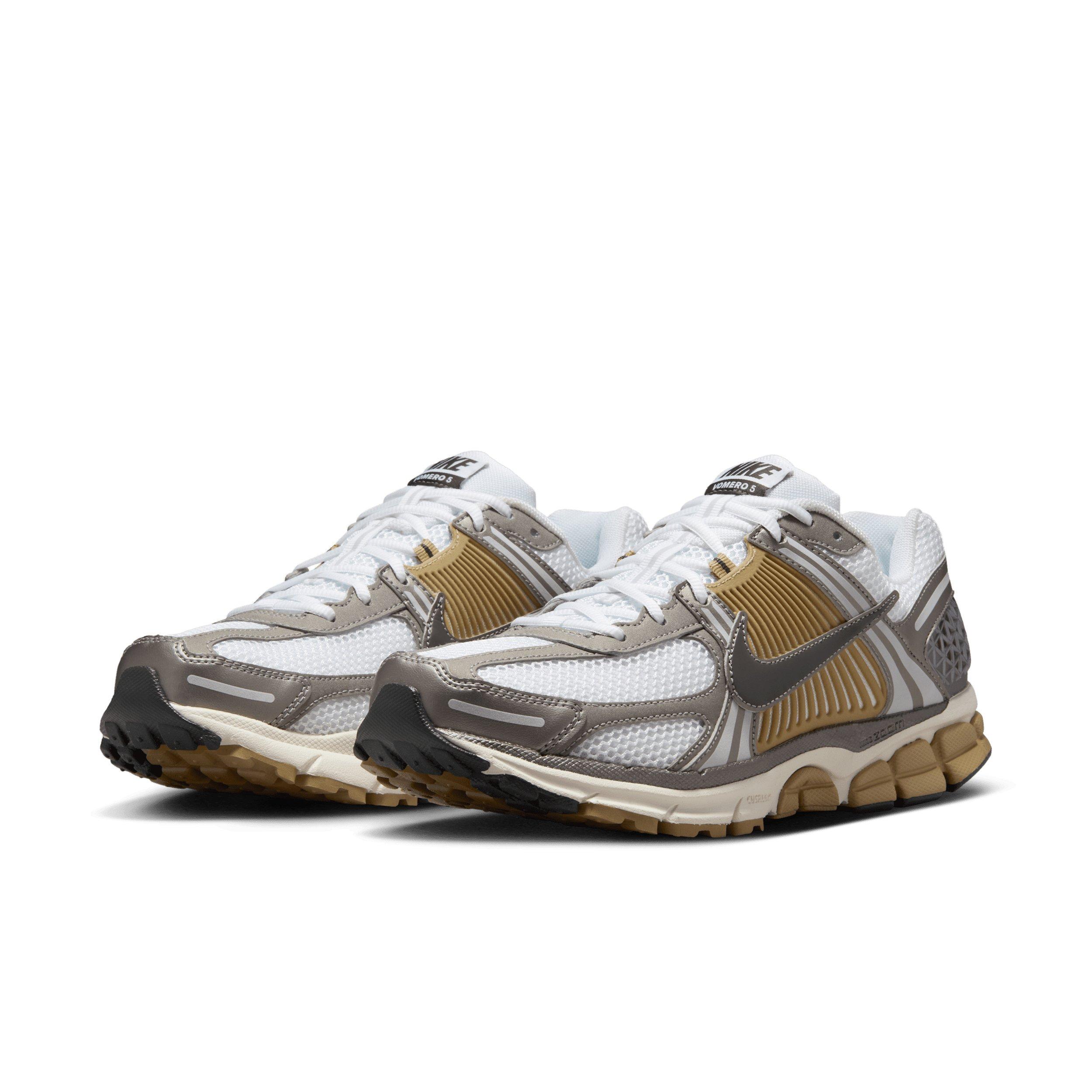 Nike Zoom Vomero 5 "Metallic Pewter/Parachute Beige/White/Medium Ash" Men's Shoe - PEWTER/BEIGE/WHITE/ASH Thumbnail View 3