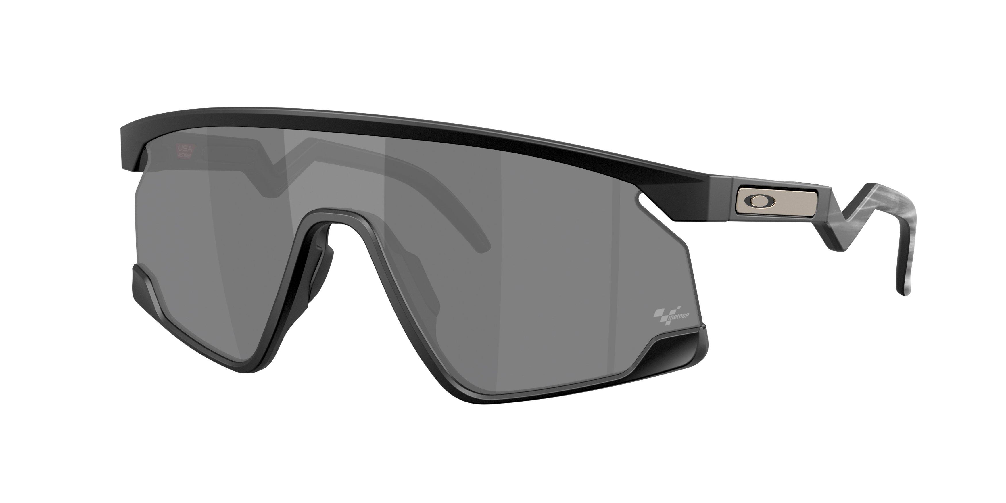 Oakley BXTR Prizm Black Sunglasses - Matte Black - BLACK/GREY Thumbnail View 1