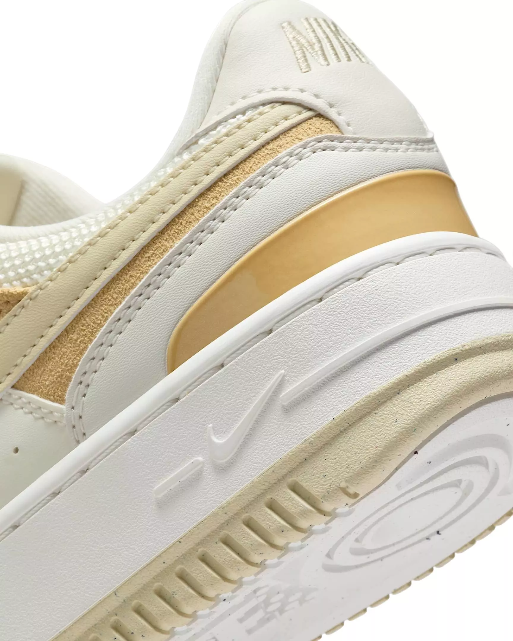 Nike Gamma Force "Soft Pearl/Sail/Sesame/Light Khaki" Women's Shoe - PEARL/SAIL/SESANE/LT KHAKI