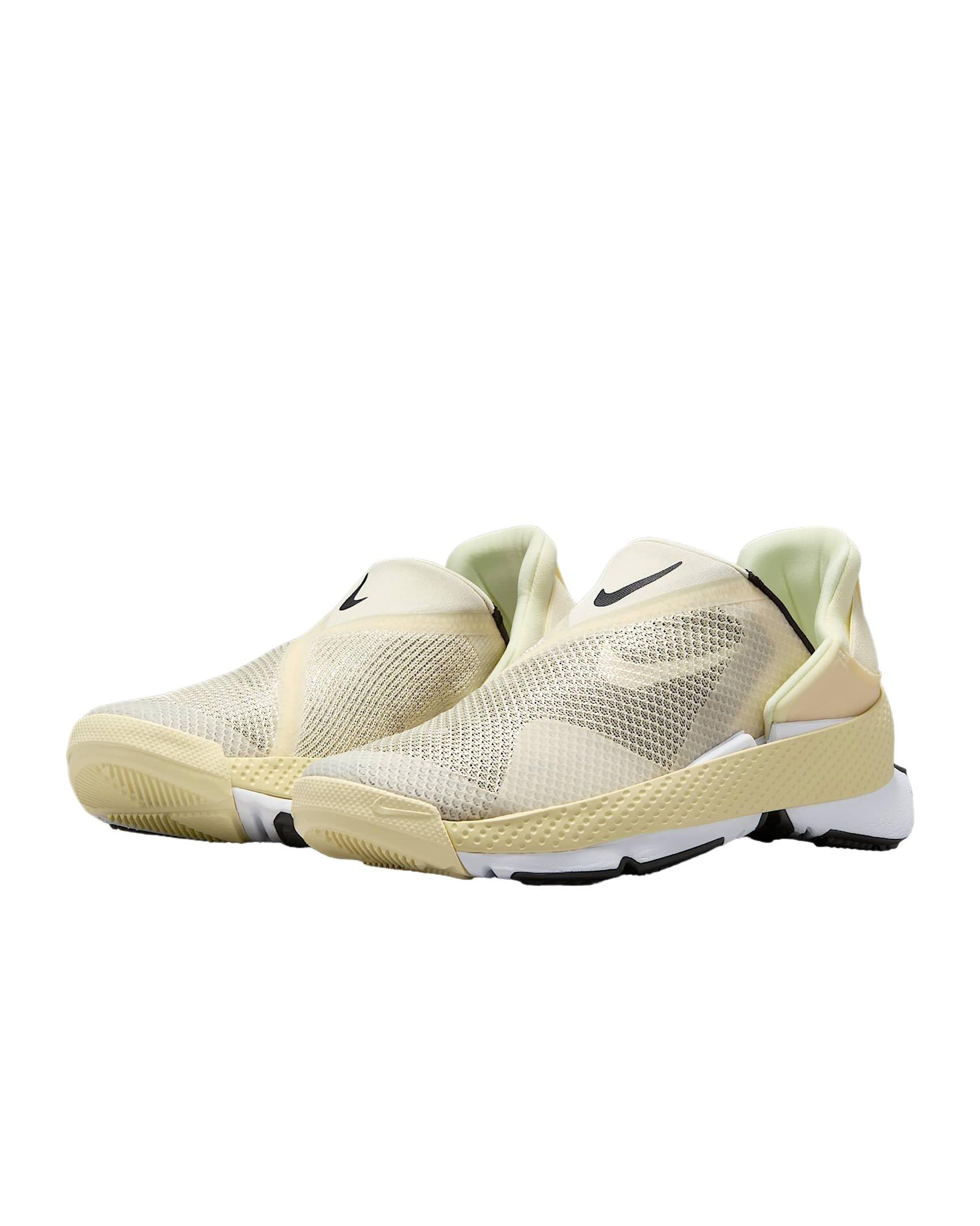 Nike Go FlyEase "Alabaster/Muslin/White/Black" Women's Shoe - ALABASTER/MUSLIN/WHITE/BLACK Thumbnail View 3