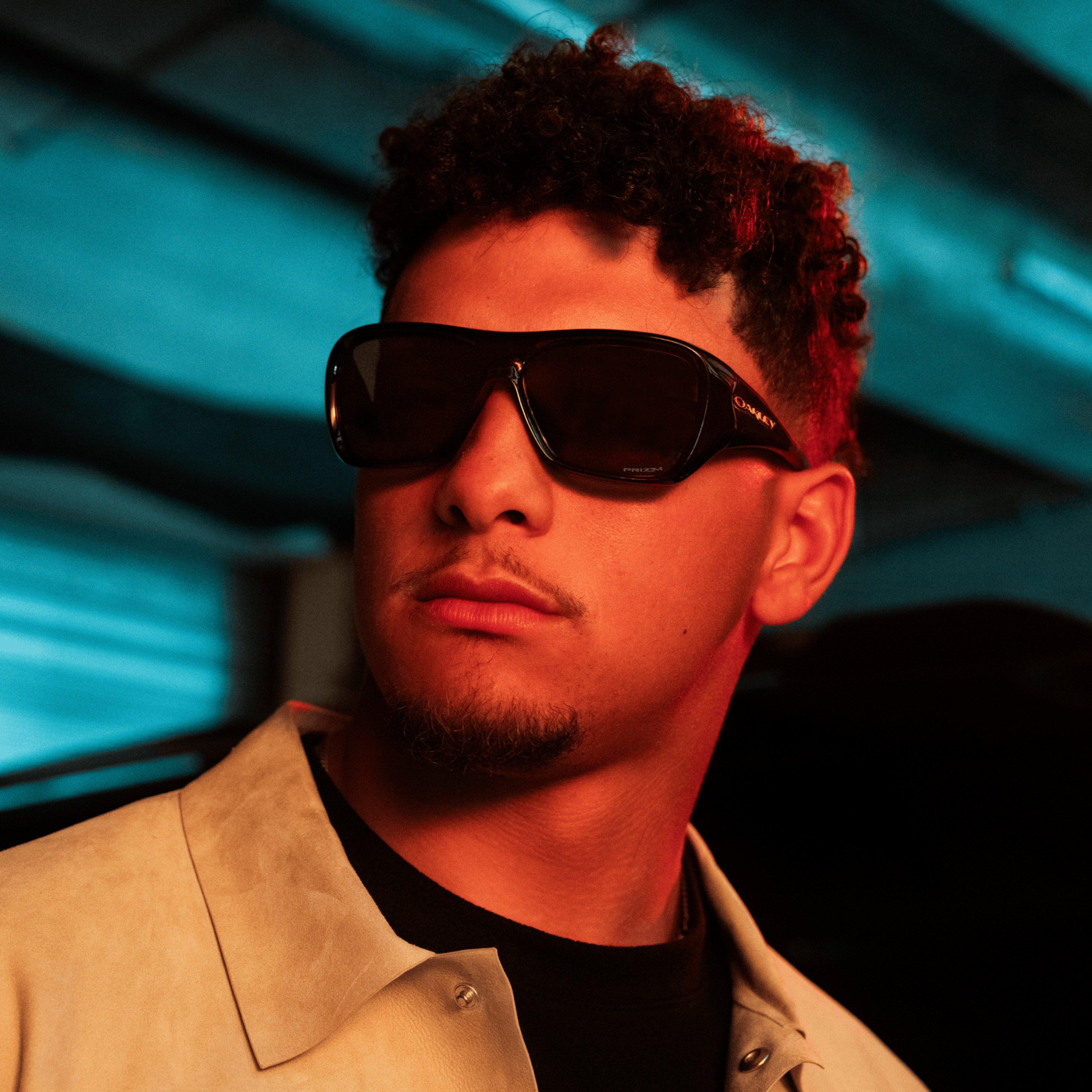 Oakley Chaminade Prizm Black Sunglasses - Polished Black - BLACK Thumbnail View 9