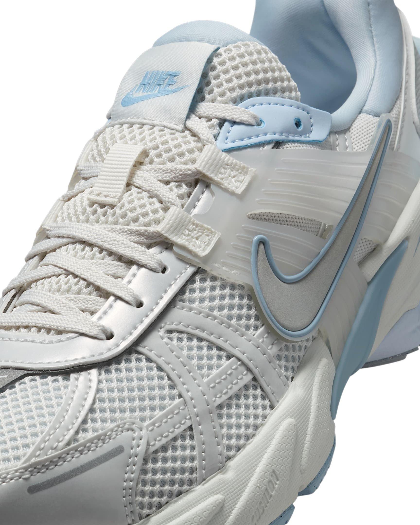 Nike V2K Run "Platinum Tint/Summit White/Light Smoke Grey/Platinum Tint" Women's Shoe - PLATINUM/WHITE/LT GREY/PLATINUM Thumbnail View 7