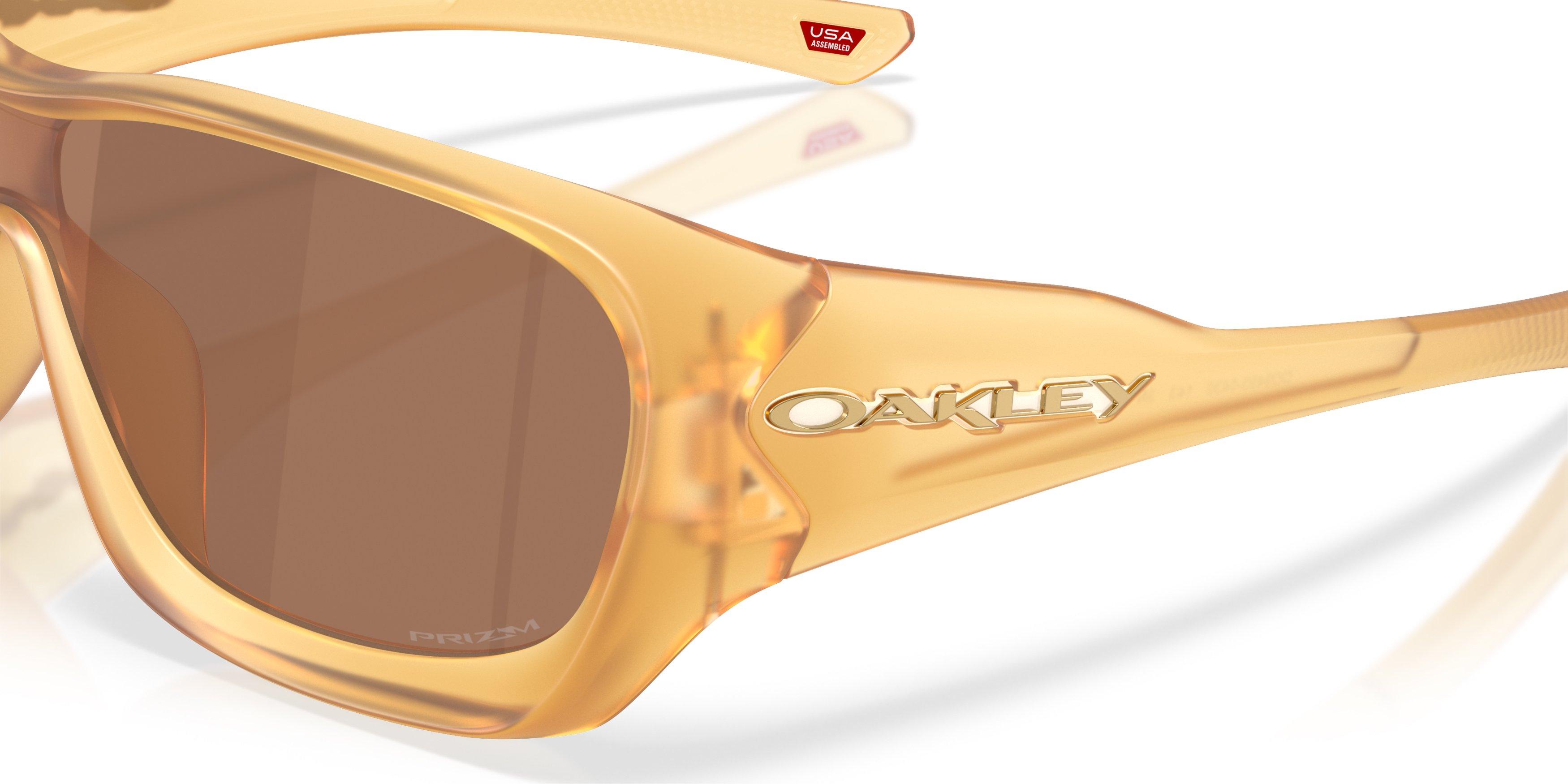 Oakley De La Salle Prizm Tungsten Sunglasses - Yellow Matte Translucent - YELLOW/BROWN Thumbnail View 5