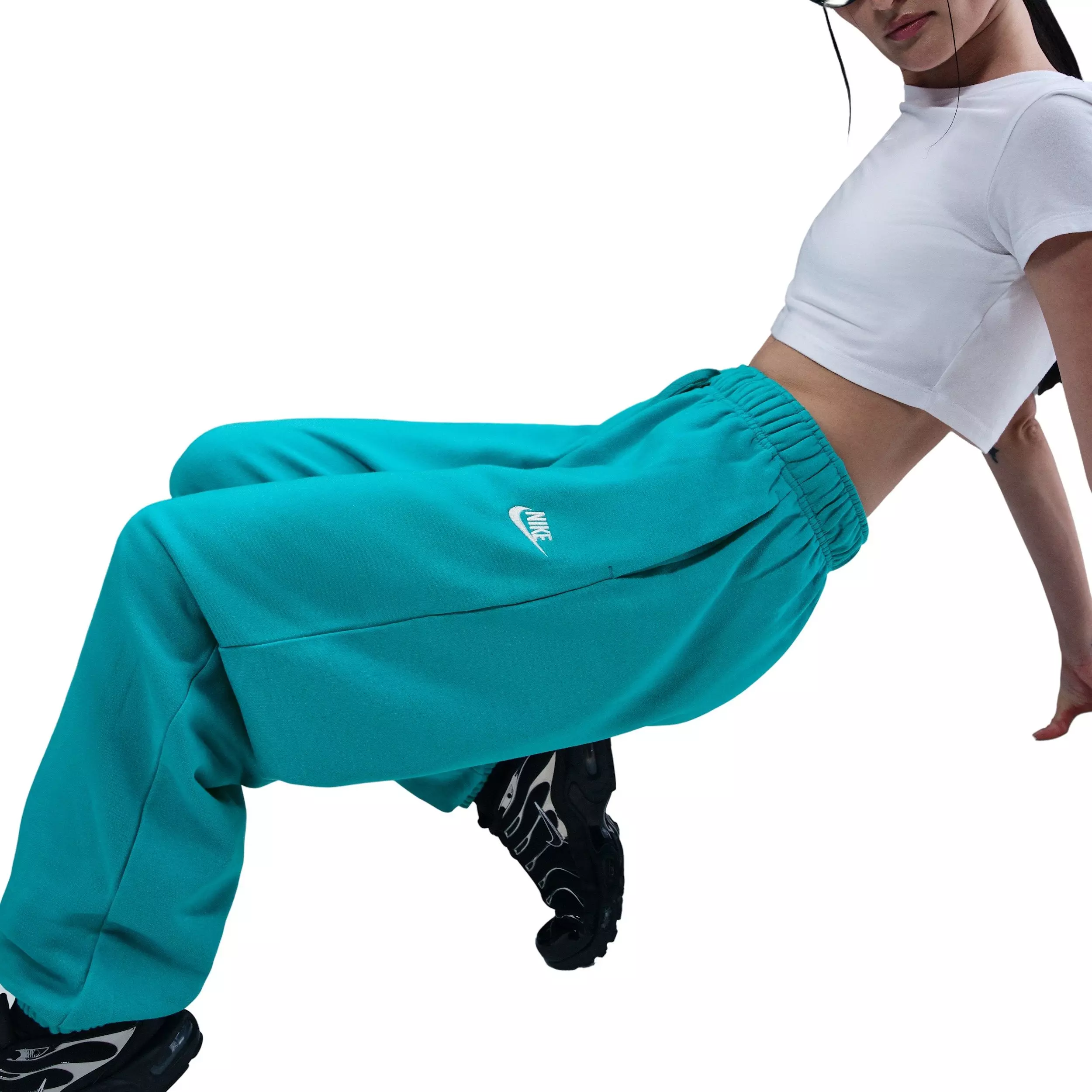 Nike Women's Sportswear Club Fleece Mid-Rise Oversized Sweatpants -Turquoise - TURQUOISE