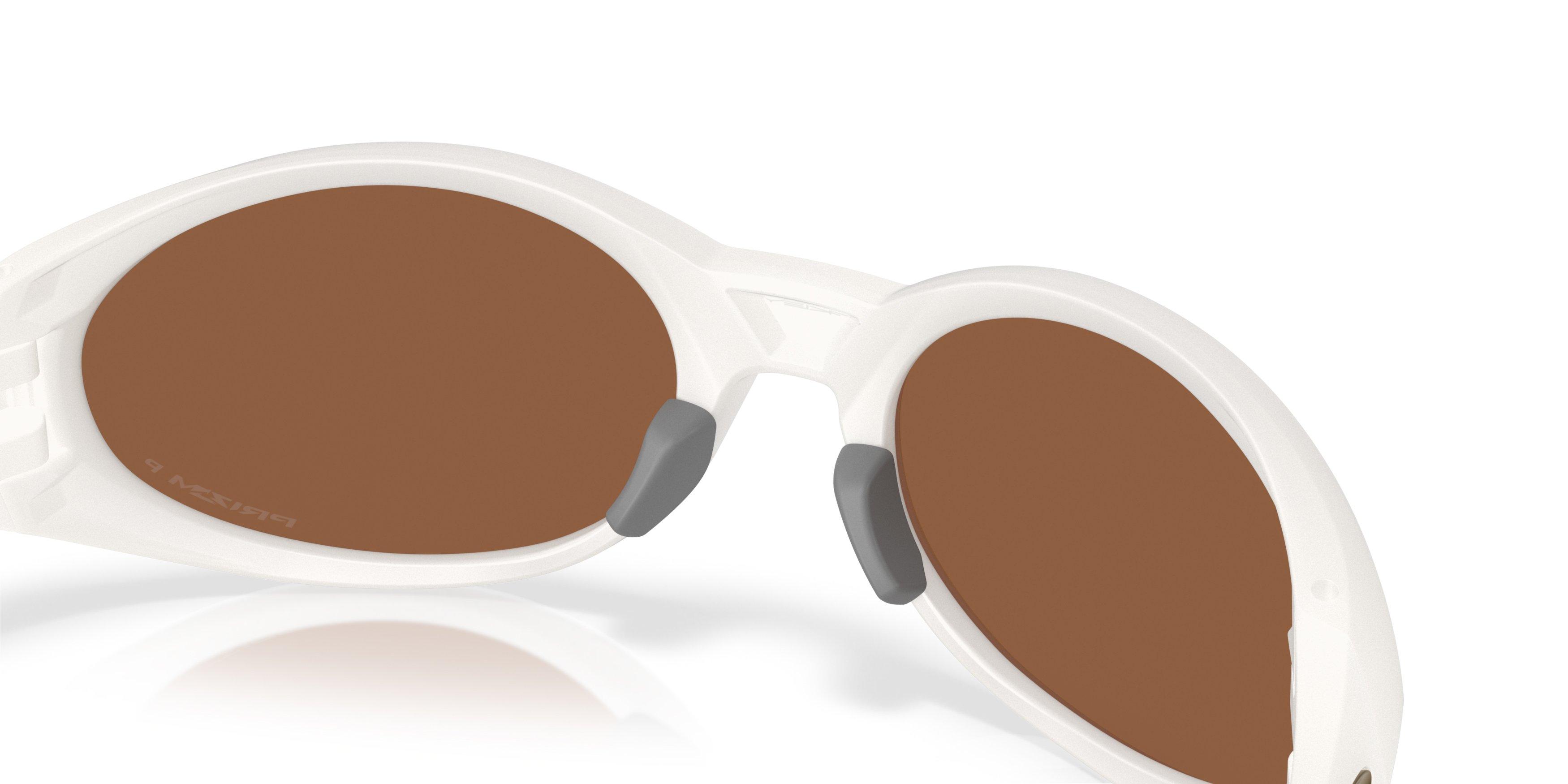 Oakley Eye Jacket Redux Prizm Tungsten Polarized Sunglasses - Matte Transparent Mist - WHITE/BROWN Thumbnail View 6