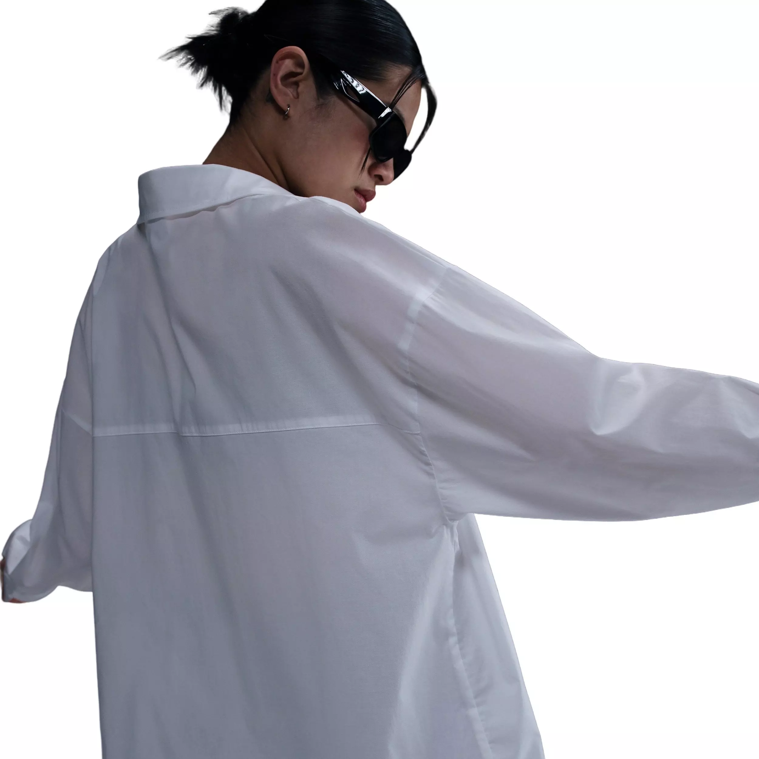 Nike Women's Sportswear Chill Poplin Loose Long-Sleeve Button-Up Top - White - WHITE