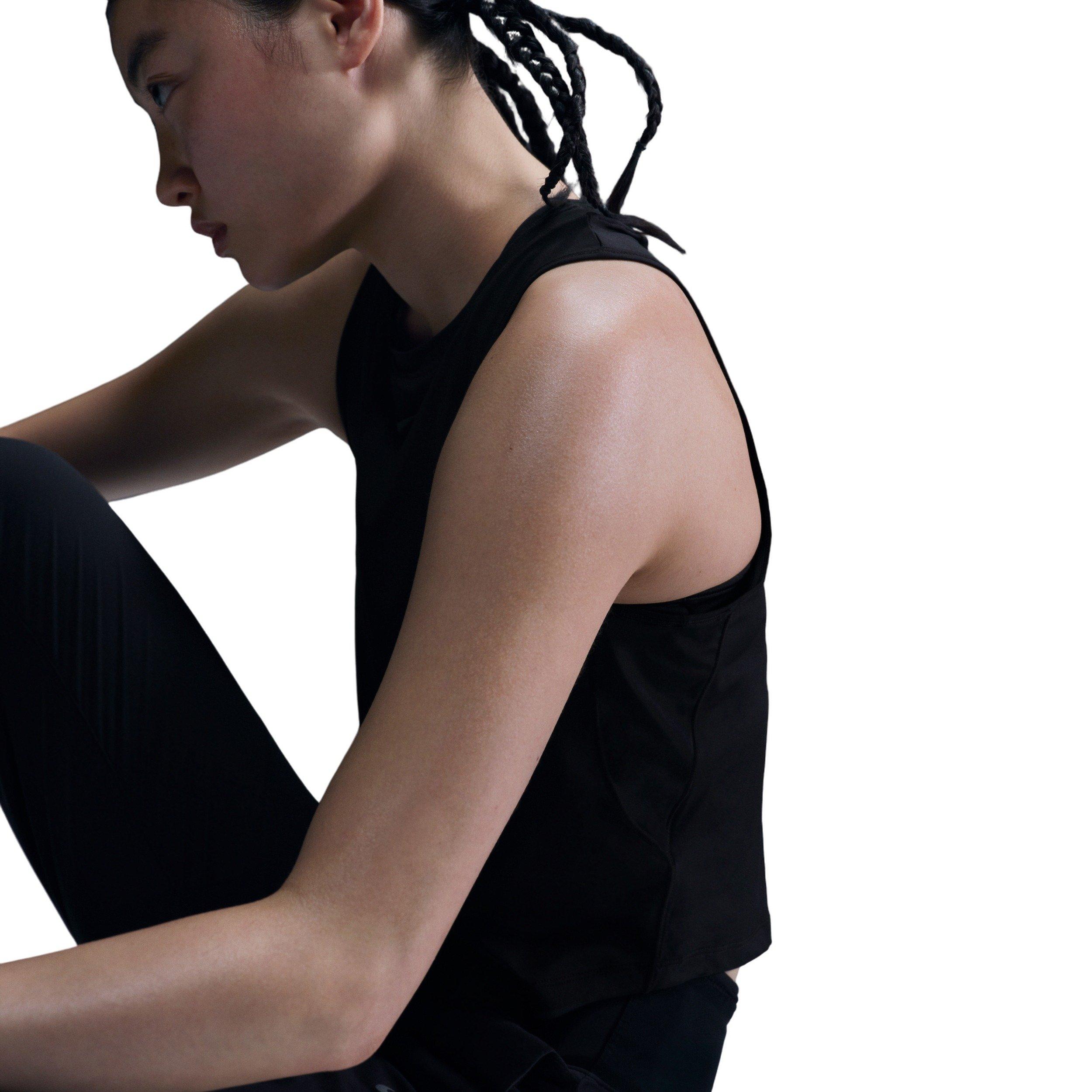 Nike Women's One Classic Dri-FIT Cropped Tank Top - Black - BLACK Thumbnail View 3