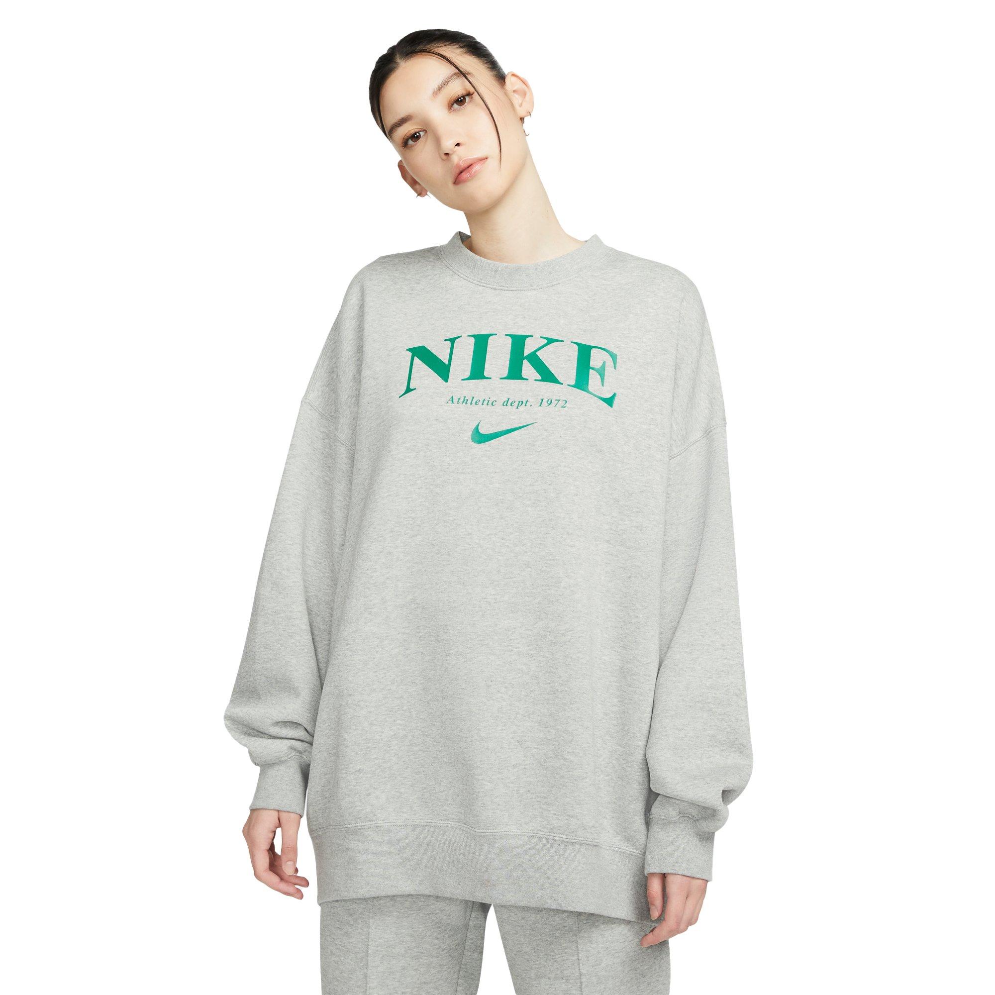 Nike women's essential fleece sweatshirt hot sale