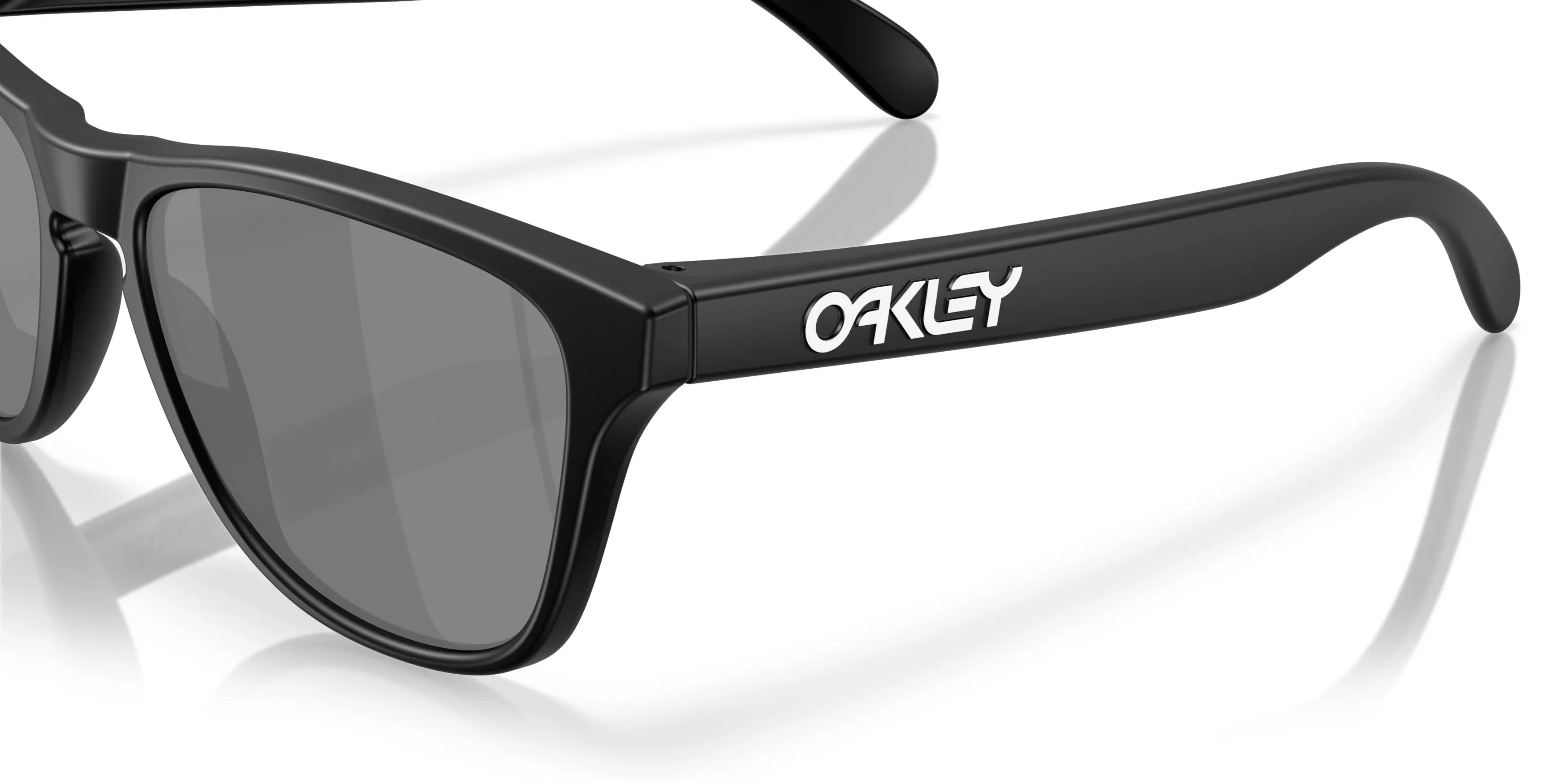 Oakley Frogskins S Prizm Black Polarized Sunglasses - Matte Black - BLACK