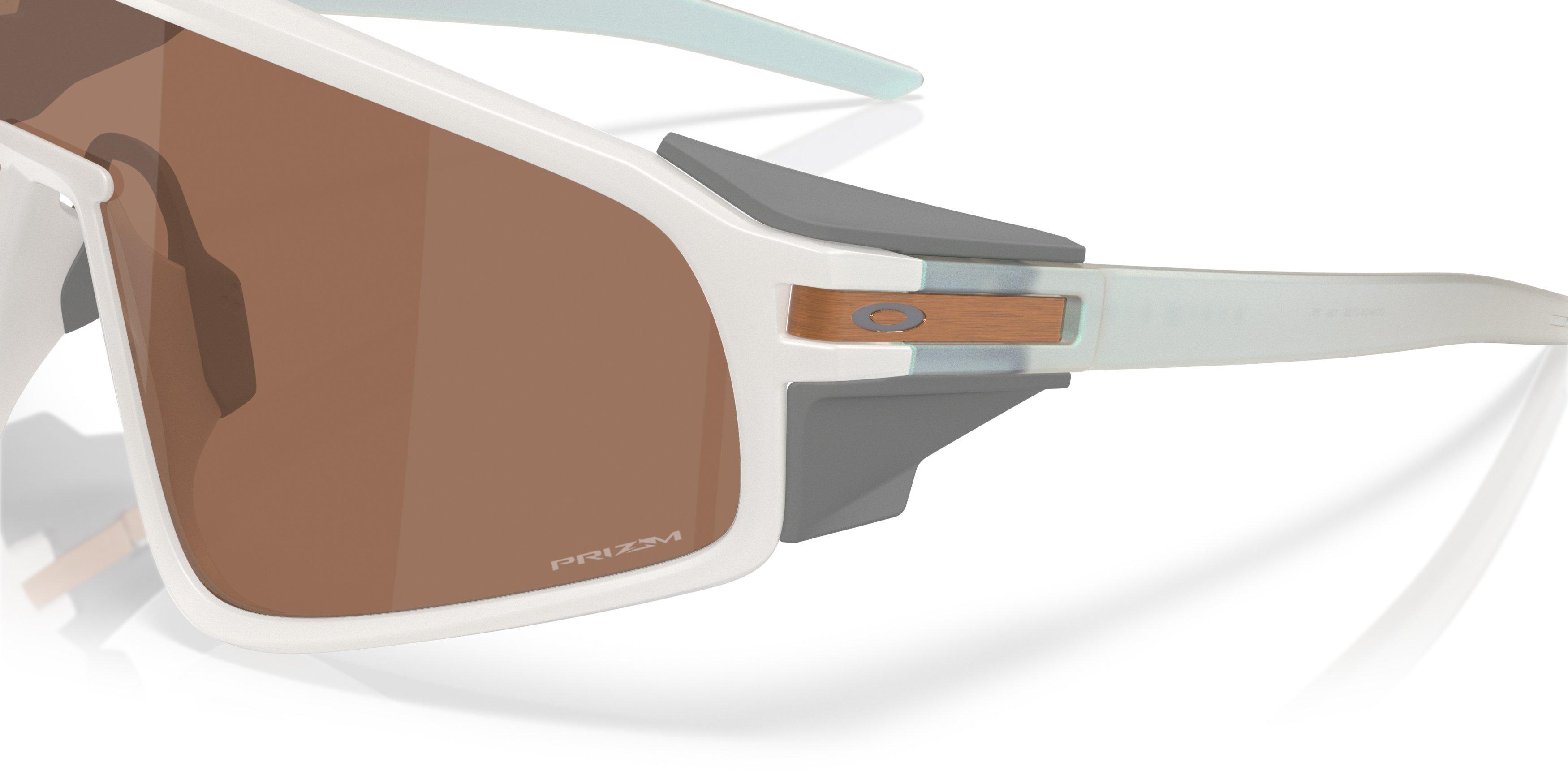 Oakley Latch Panel Prizm Tungsten Sunglasses - Transparent Mist - WHITE/BROWN Thumbnail View 5