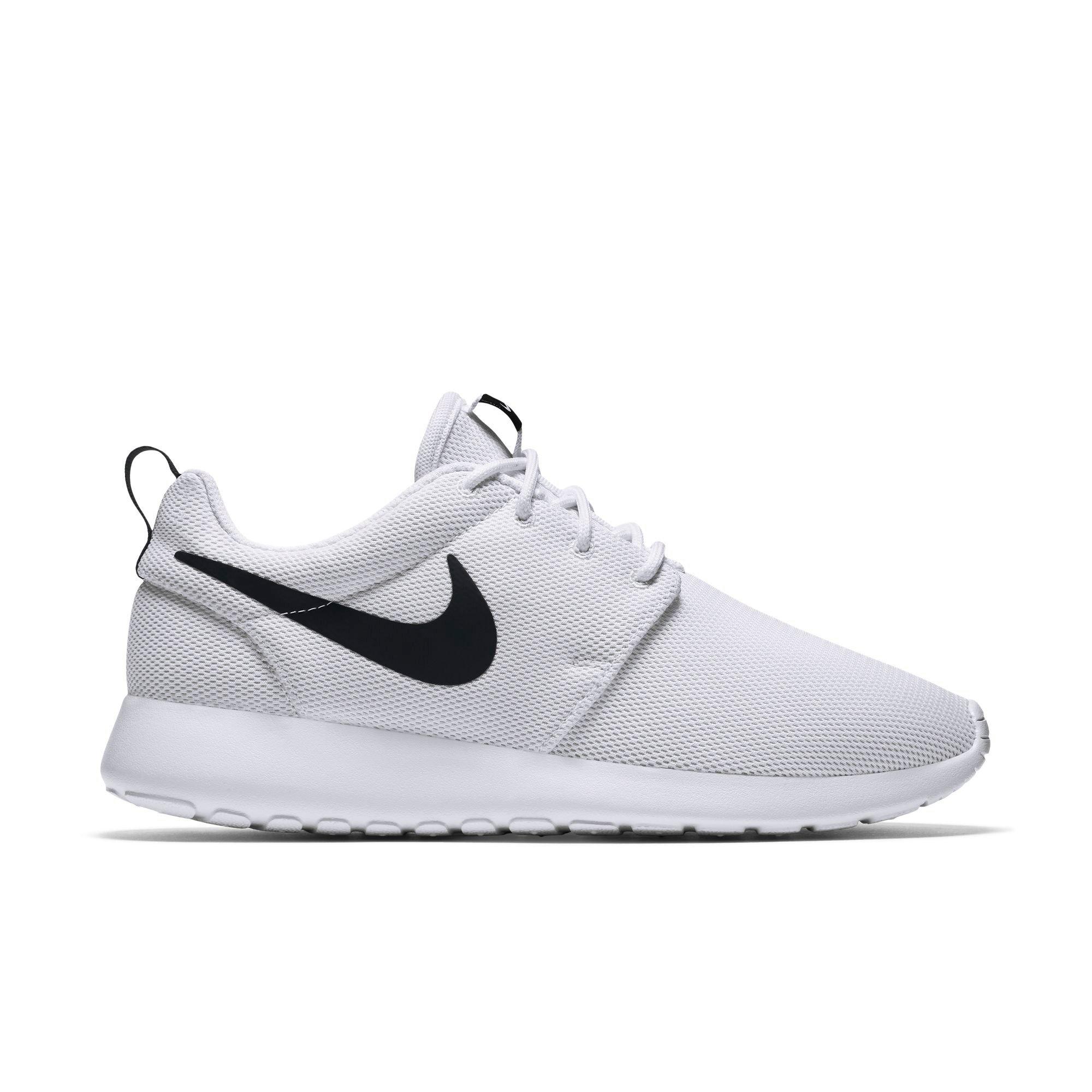 roshe shoes white
