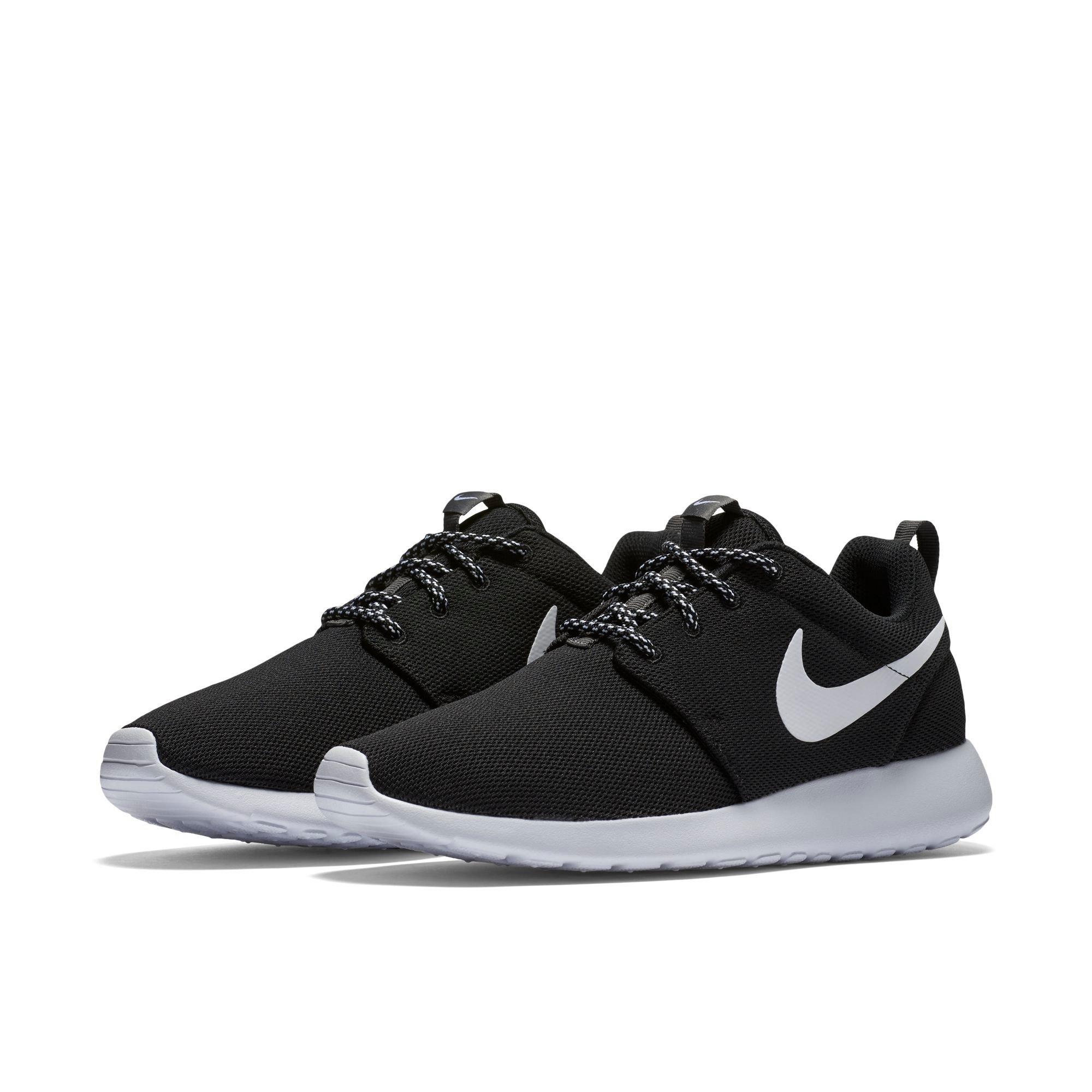 all black nike roshe womens