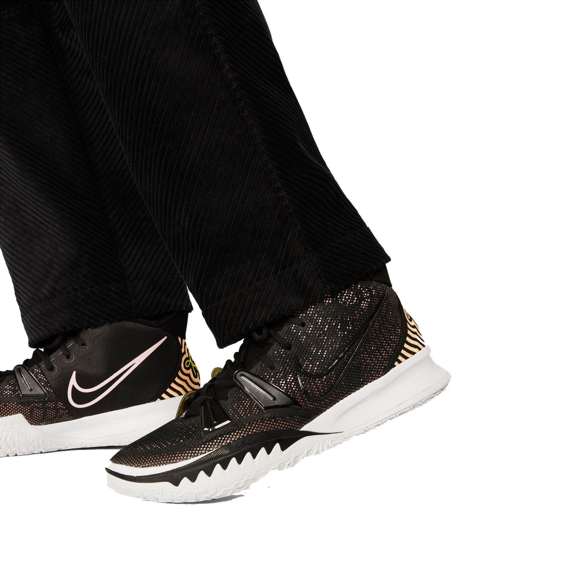 Nike Men's Kyrie Cargo Pants - BLACK Thumbnail View 6