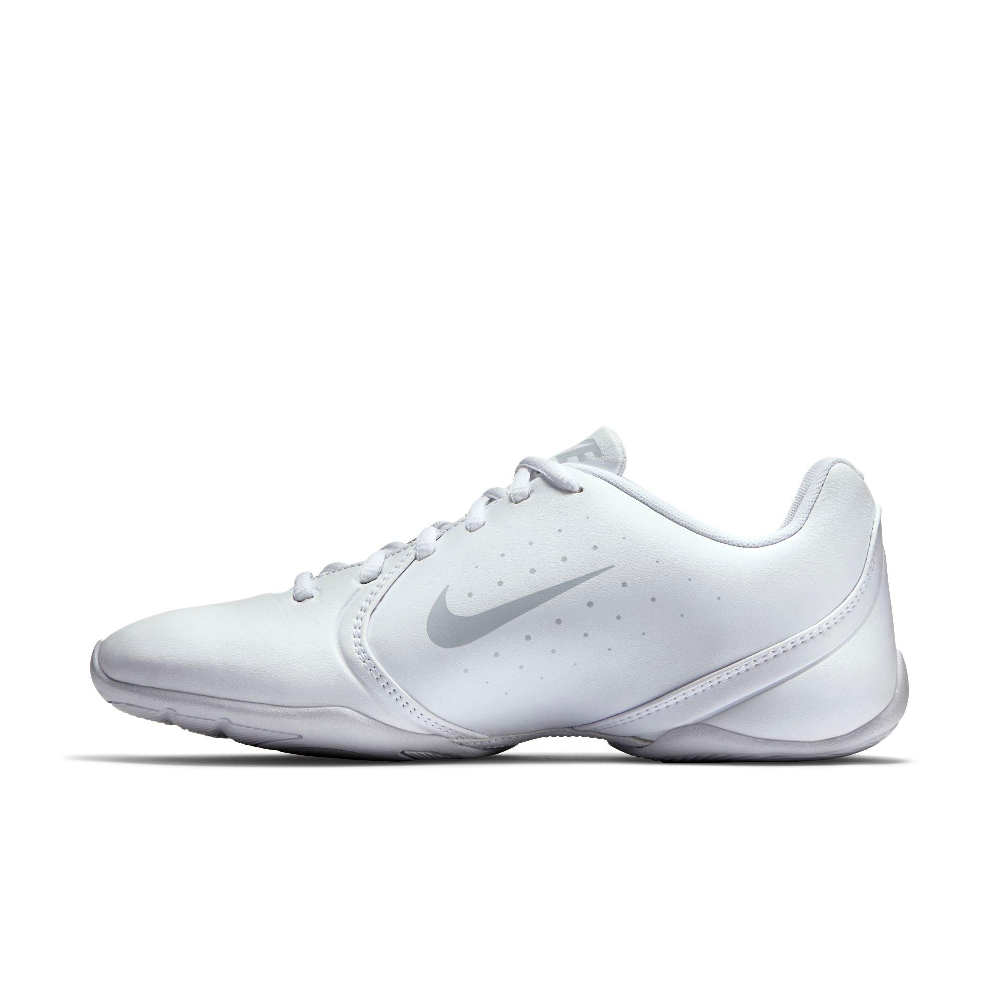 nike women's sideline iii cheerleading shoes