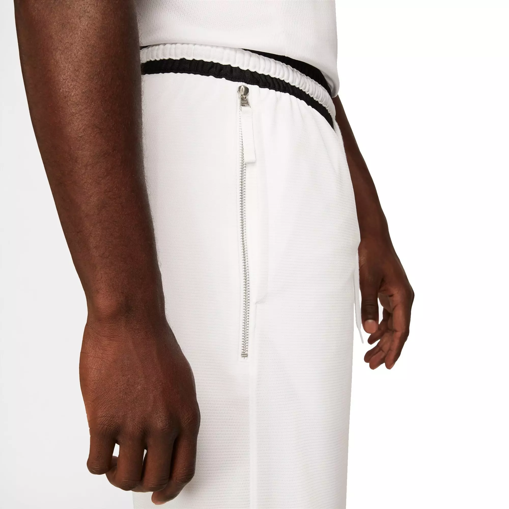 Nike Men's Dri-FIT DNA 10" Basketball Shorts - WHITE