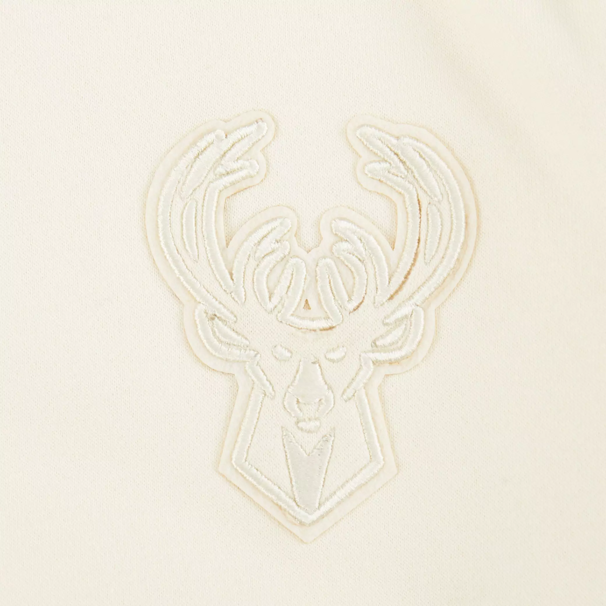 Pro Standard Little Girls' NBA Milwaukee Bucks Neutral Fleece Crewneck​ Sweatshirt - Cream - CREAM