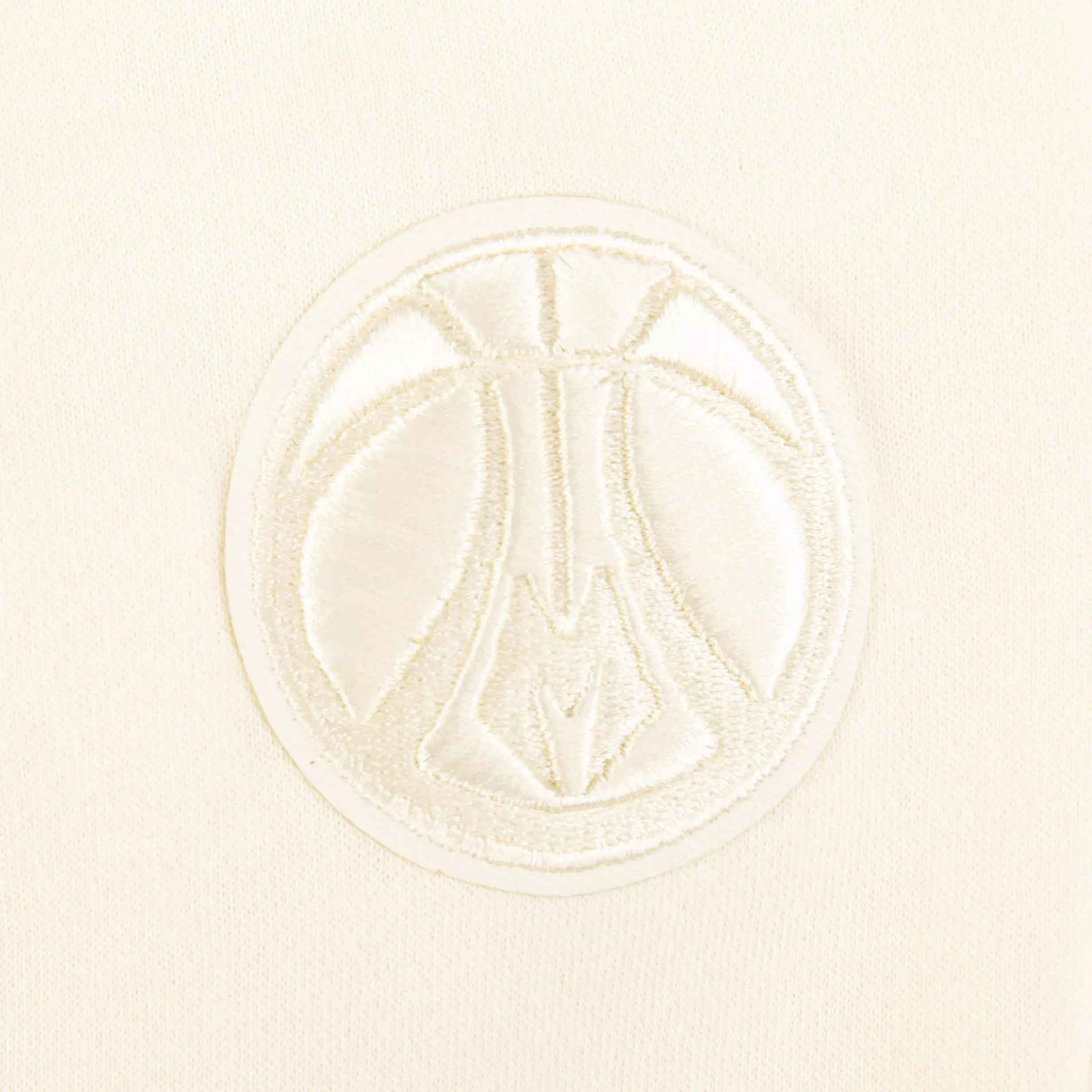 Pro Standard Little Girls' NBA Milwaukee Bucks Neutral Fleece Crewneck​ Sweatshirt - Cream - CREAM