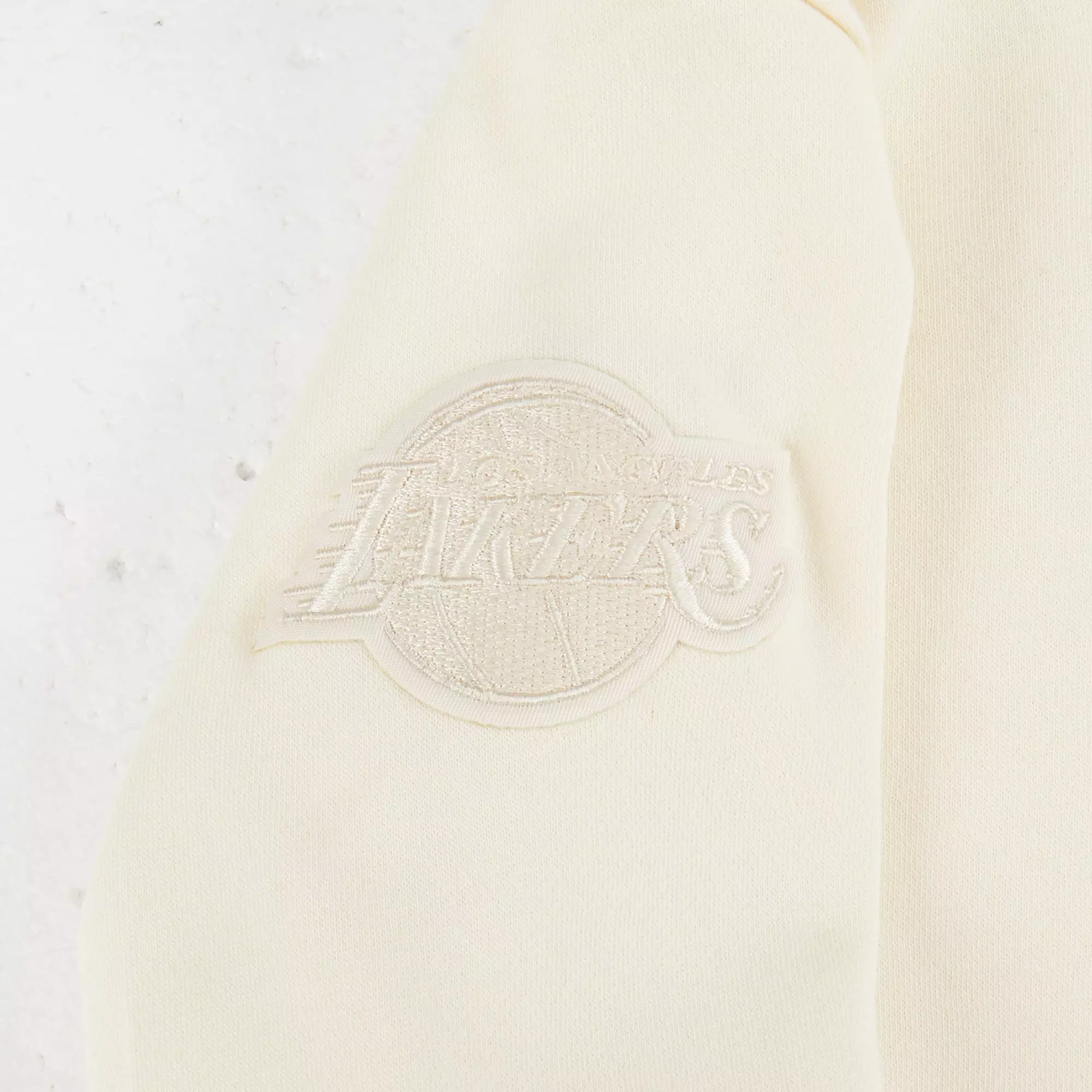 Pro Standard Toddler Girls' NBA Los Angeles Lakers Neutral Fleece Sweatshirt -Cream - CREAM