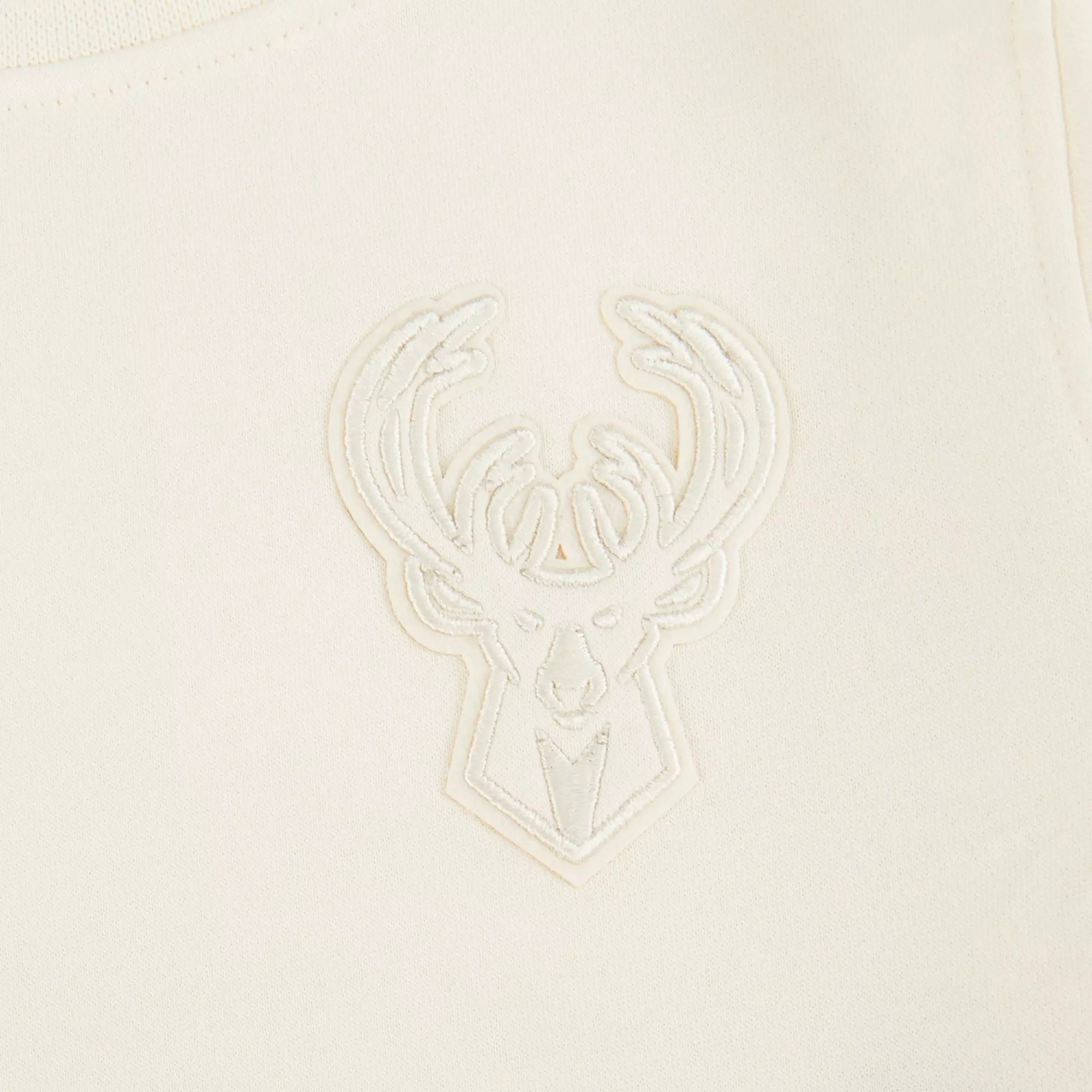 Pro Standard Toddler Girls' NBA Milwaukee Bucks Neutral Fleece Crewneck Sweatshirt -Cream - CREAM