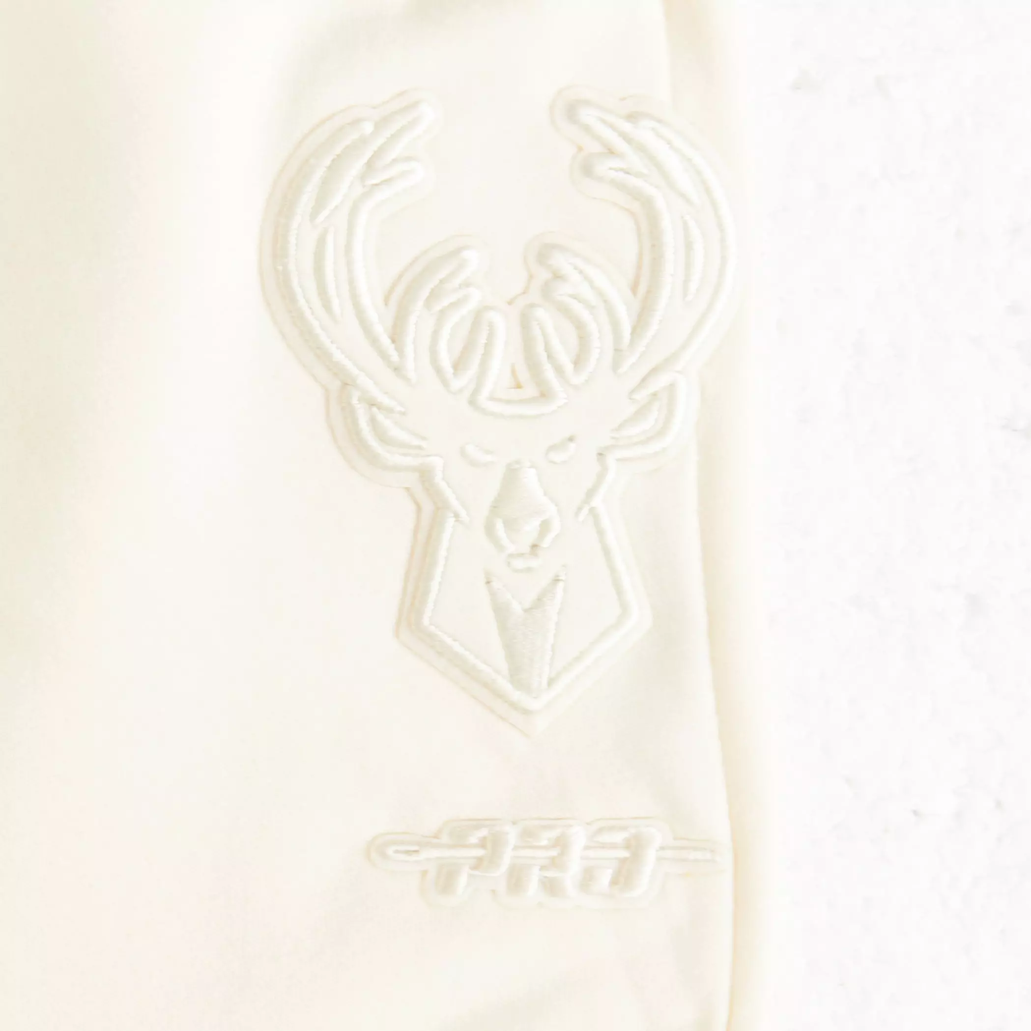 Pro Standard Big Boys' NBA Milwaukee Bucks Neutral Fleece Sweatpants -Cream - CREAM