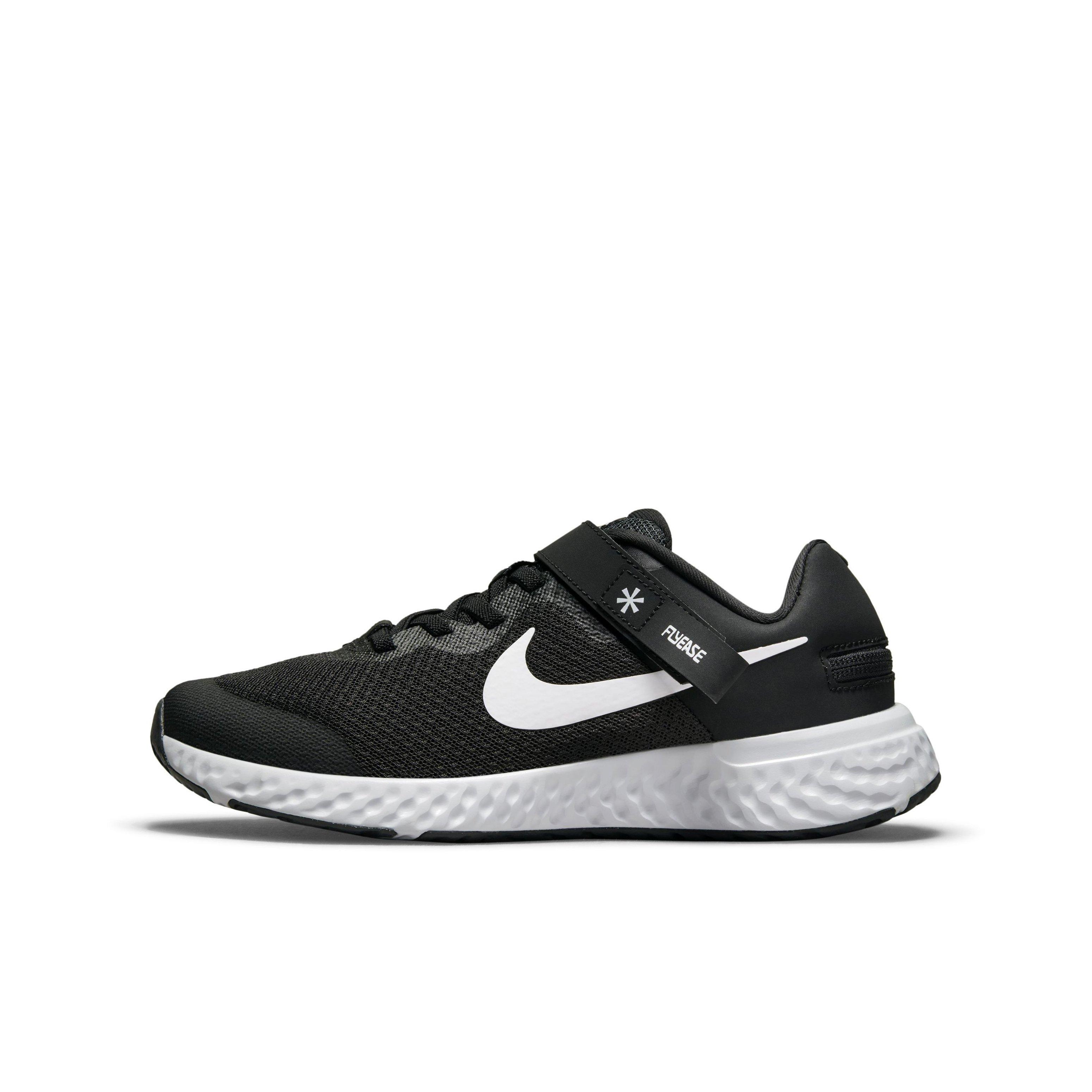 internacional juntos sello Nike Revolution 6 FlyEase 4E "Black/White/Dark Smoke Grey" Grade School  Boy's Running Shoe
