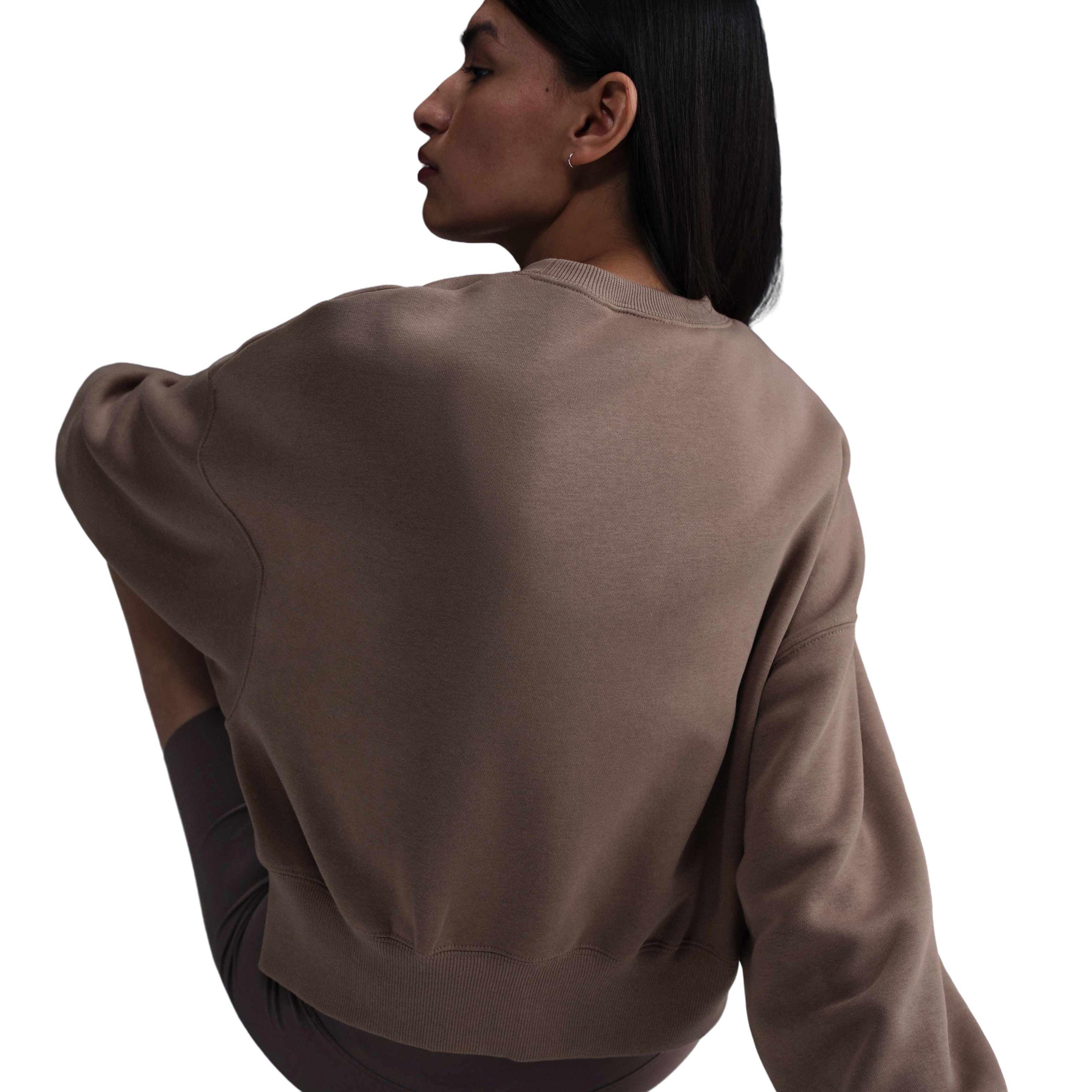 Nike Women's Sportswear Phoenix Fleece Over-Oversized Crewneck Sweatshirt - Brown - BROWN Thumbnail View 2