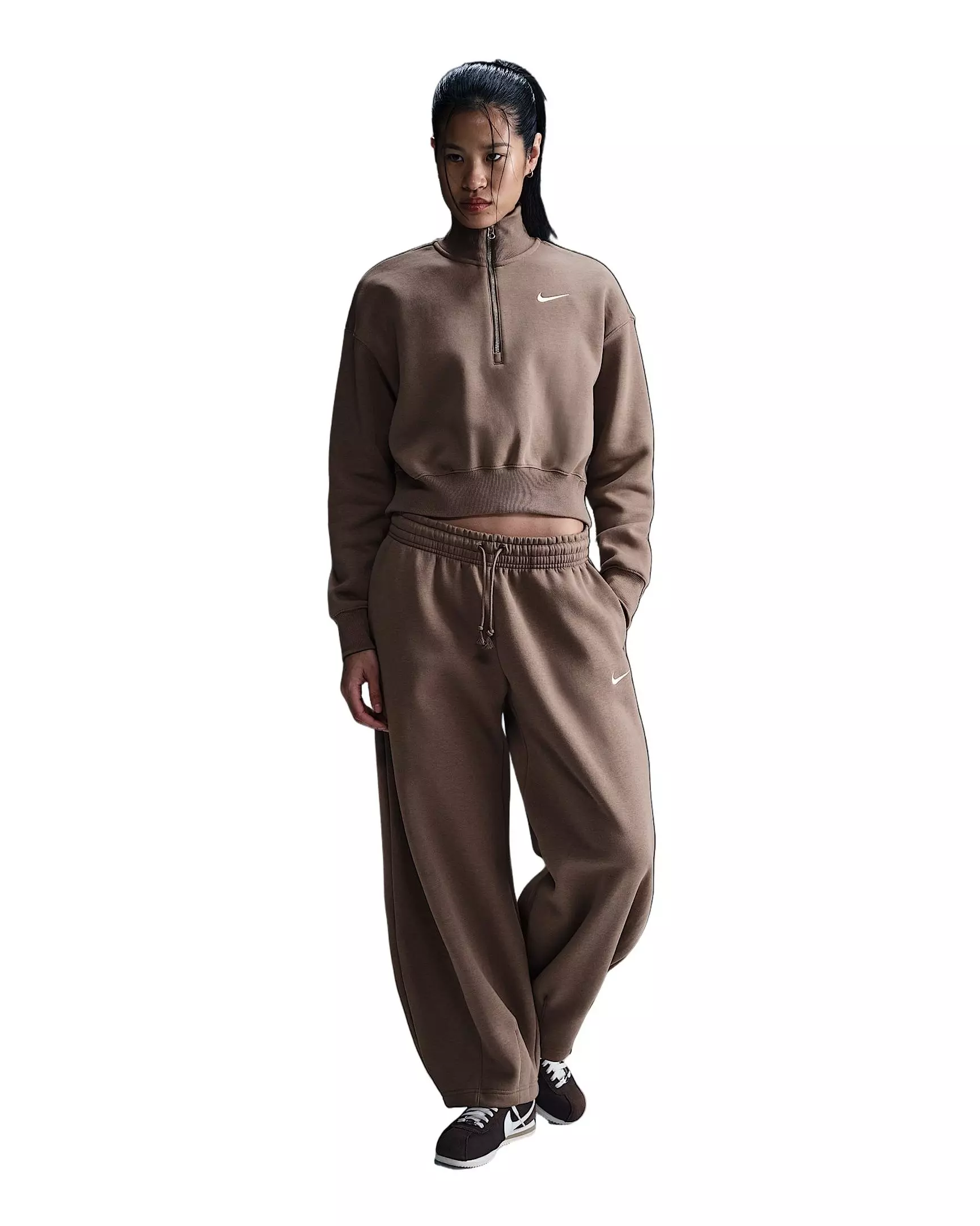 Nike Women's Sportswear Phoenix Fleece 1/2 Zip Cropped Sweatshirt - Brown - BROWN