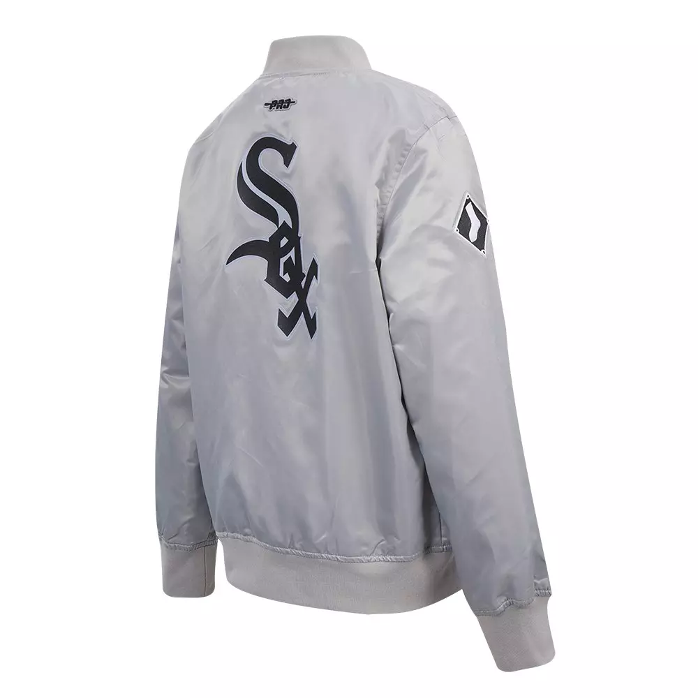 Pro Standard Big Boys' MLB Chicago White Sox Classic Satin Jacket -Silver - SILVER