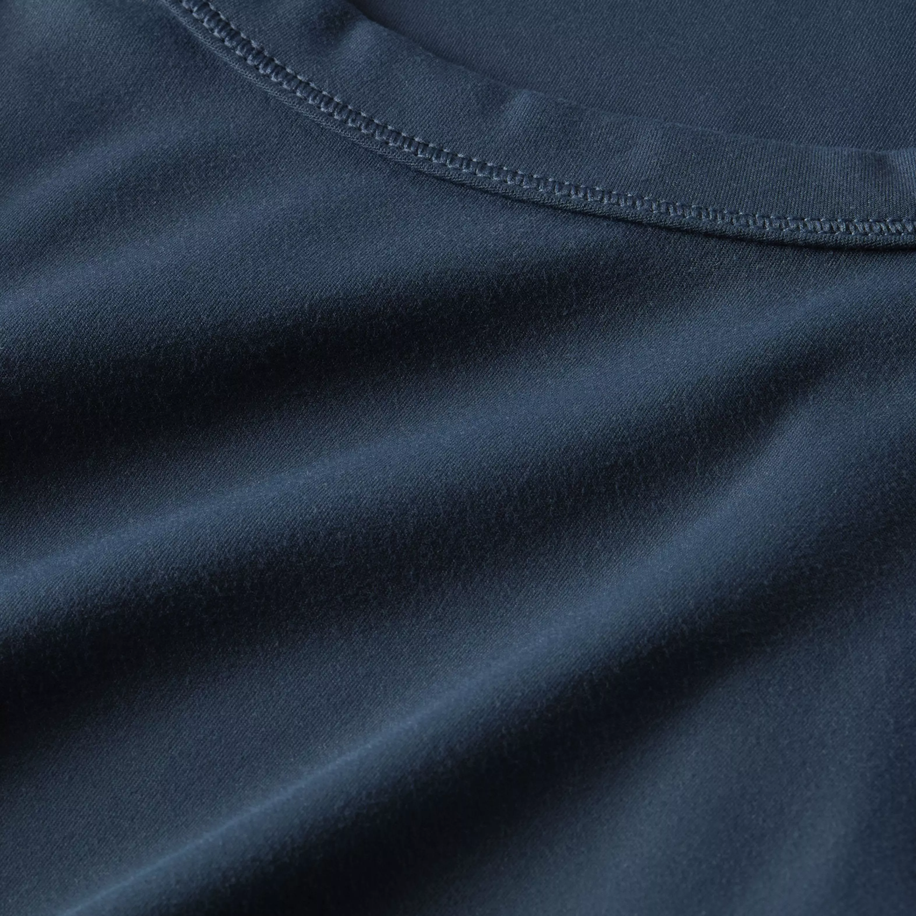 Nike Women's One Fitted Dri-FIT Cropped Tank Top - Blue - BLUE