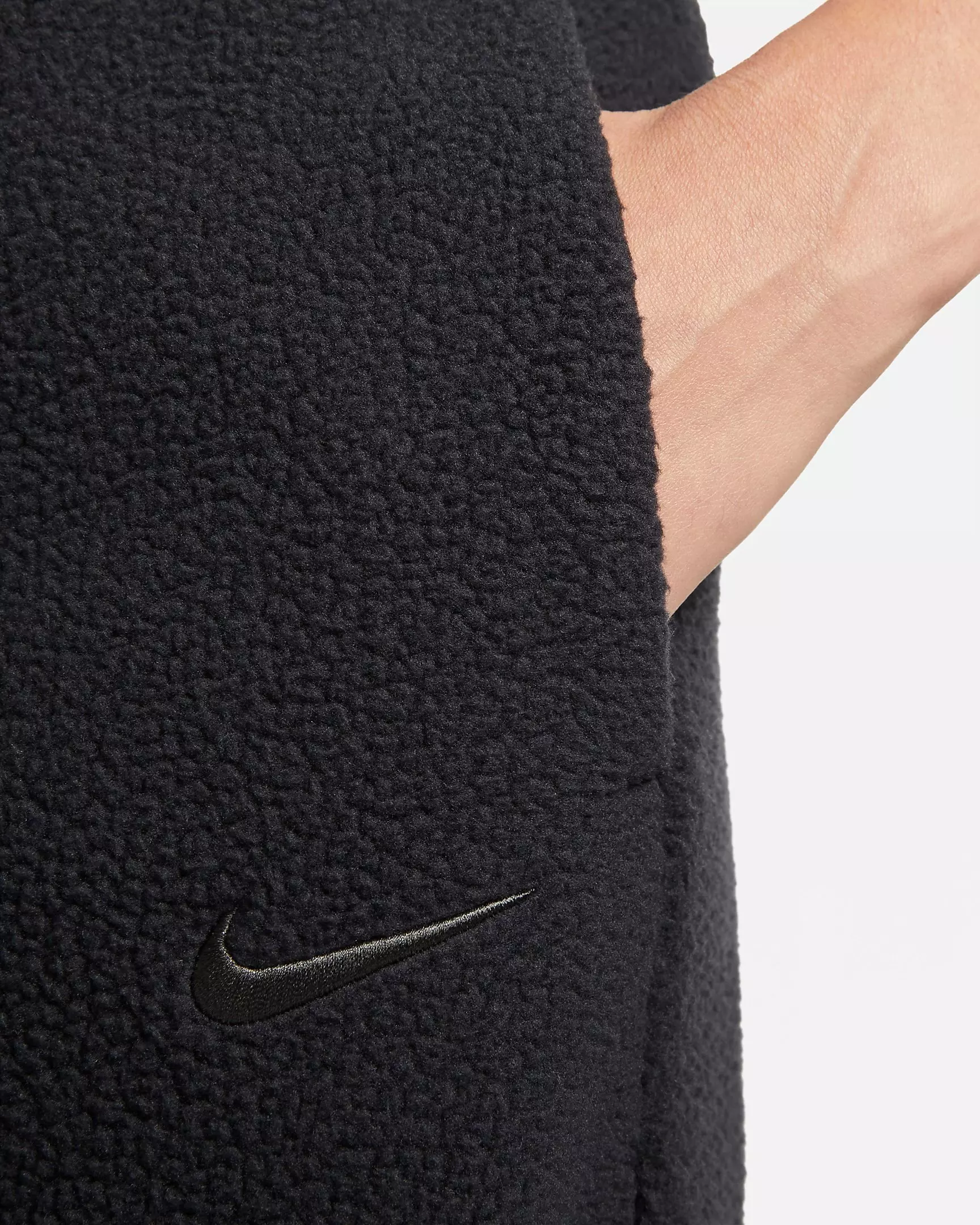 Nike Women's Sportswear Plush Pant - BLACK