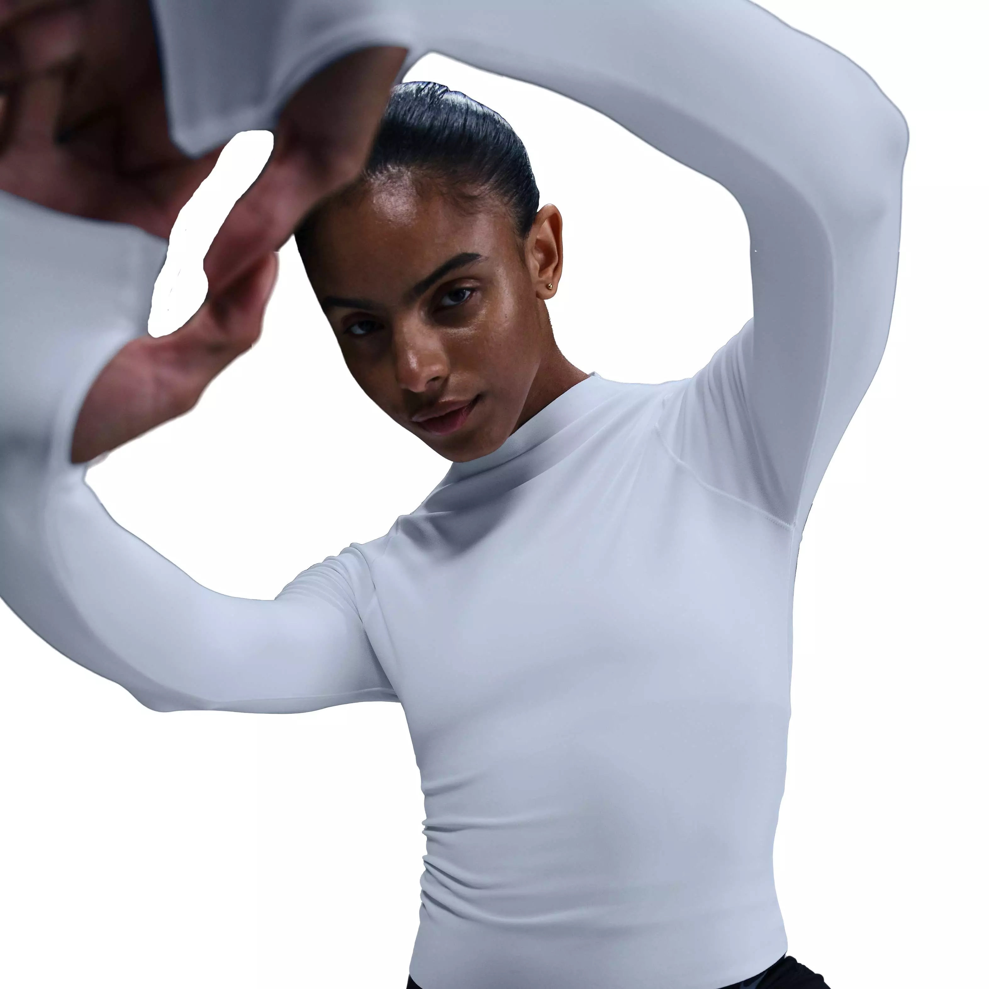 Nike Women's Zenvy Dri-FIT Long-Sleeve Top - White - WHITE