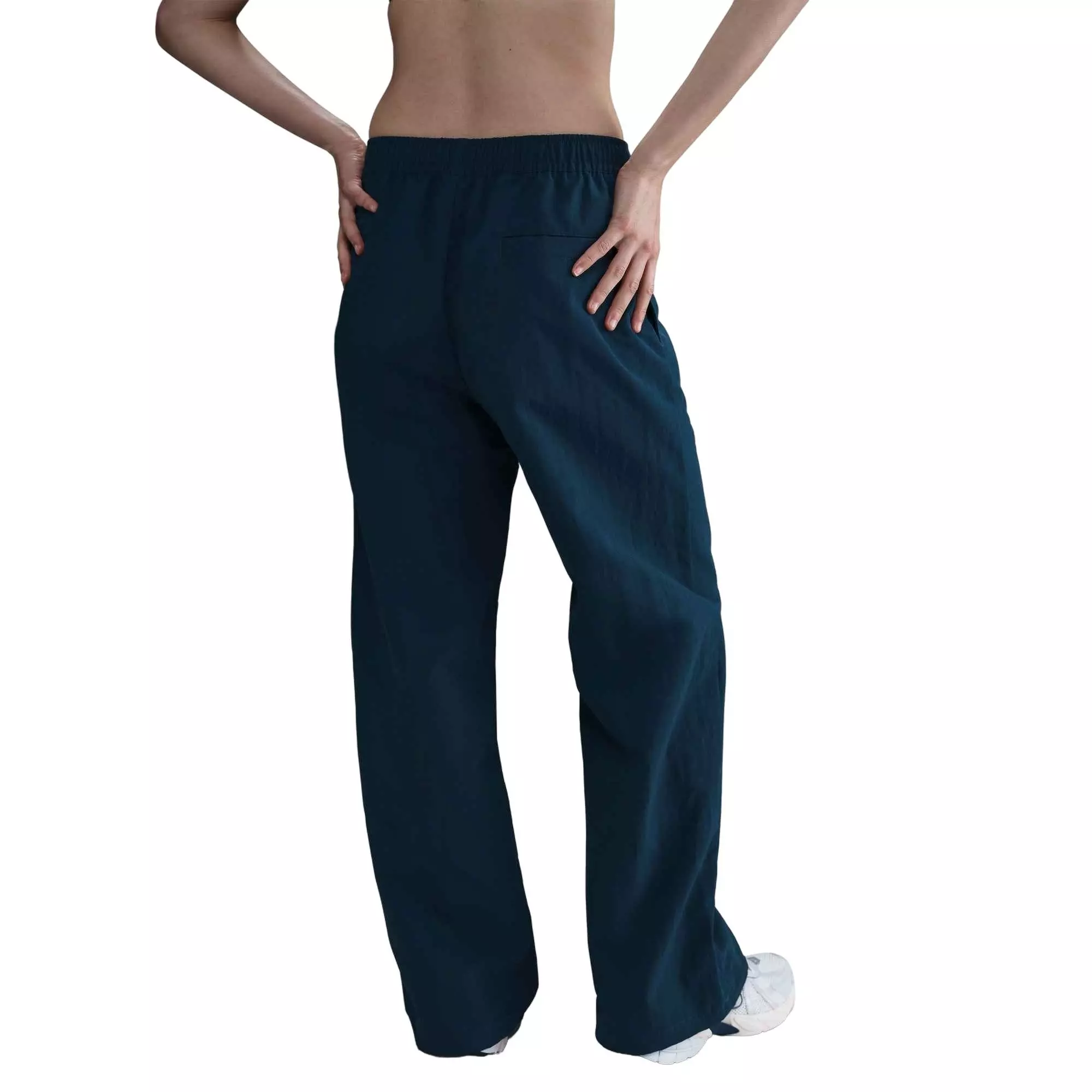 Nike Women's Sportswear Everything Wovens Mid-Rise Open-Hem Pants - Navy - NAVY